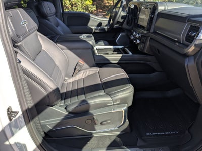 2025 Ford Super Duty F-250 SRW F-250® Platinum®