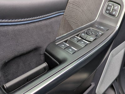 2025 Ford Super Duty F-250 SRW Platinum