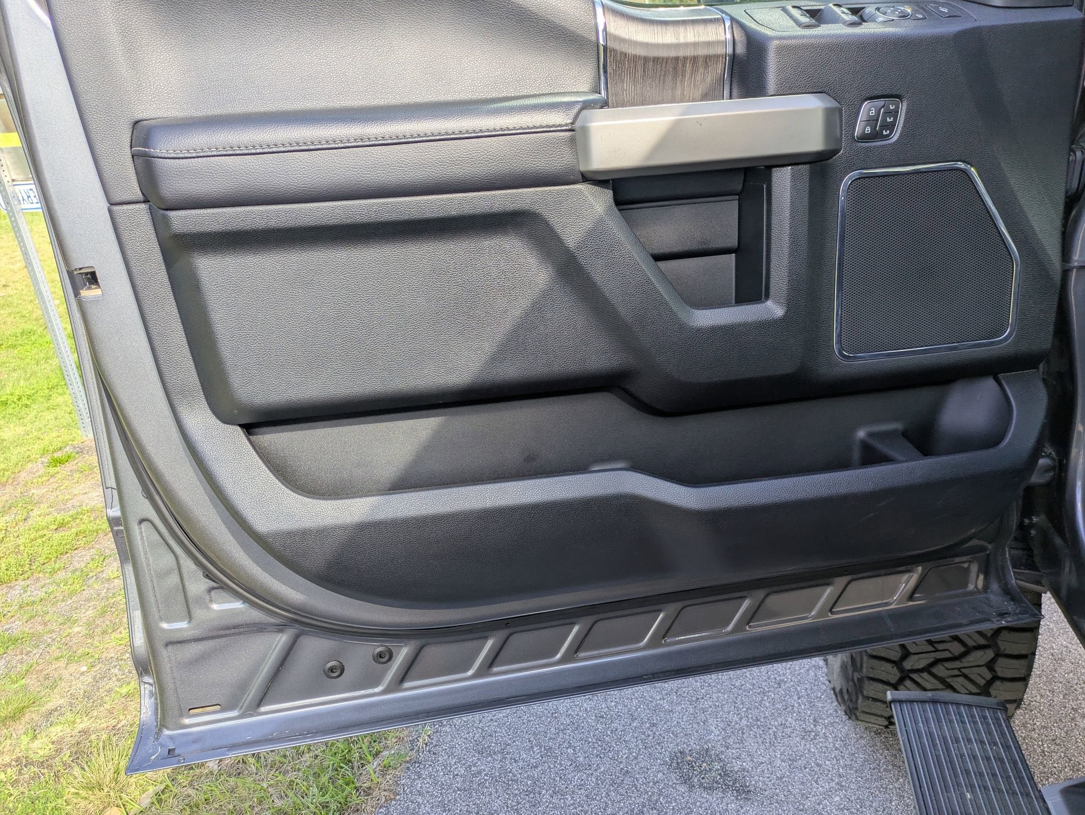 2021 Ford Super Duty F-250 SRW LARIAT