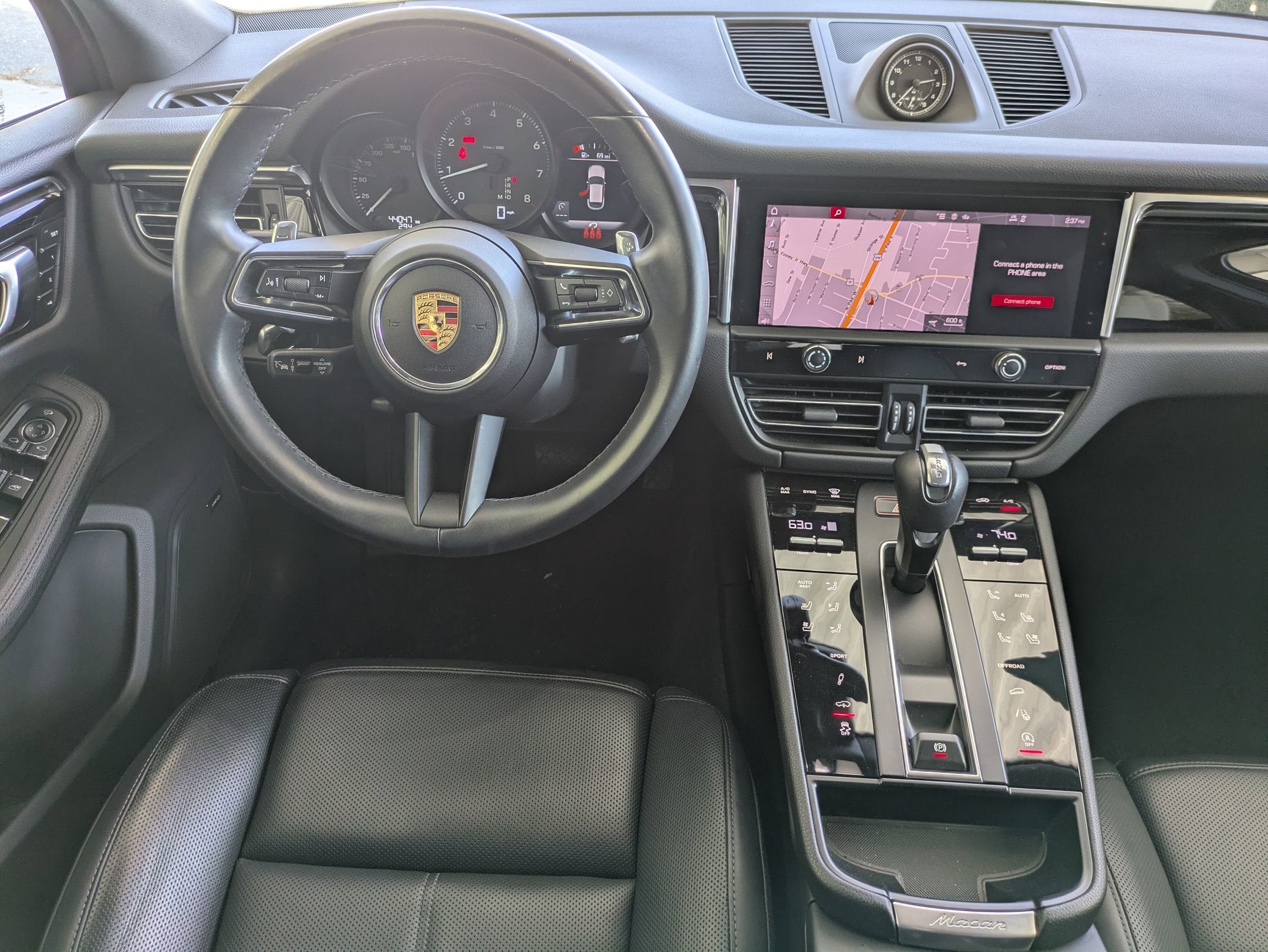 2024 Porsche Macan T