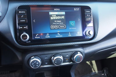 2023 Nissan Kicks SV