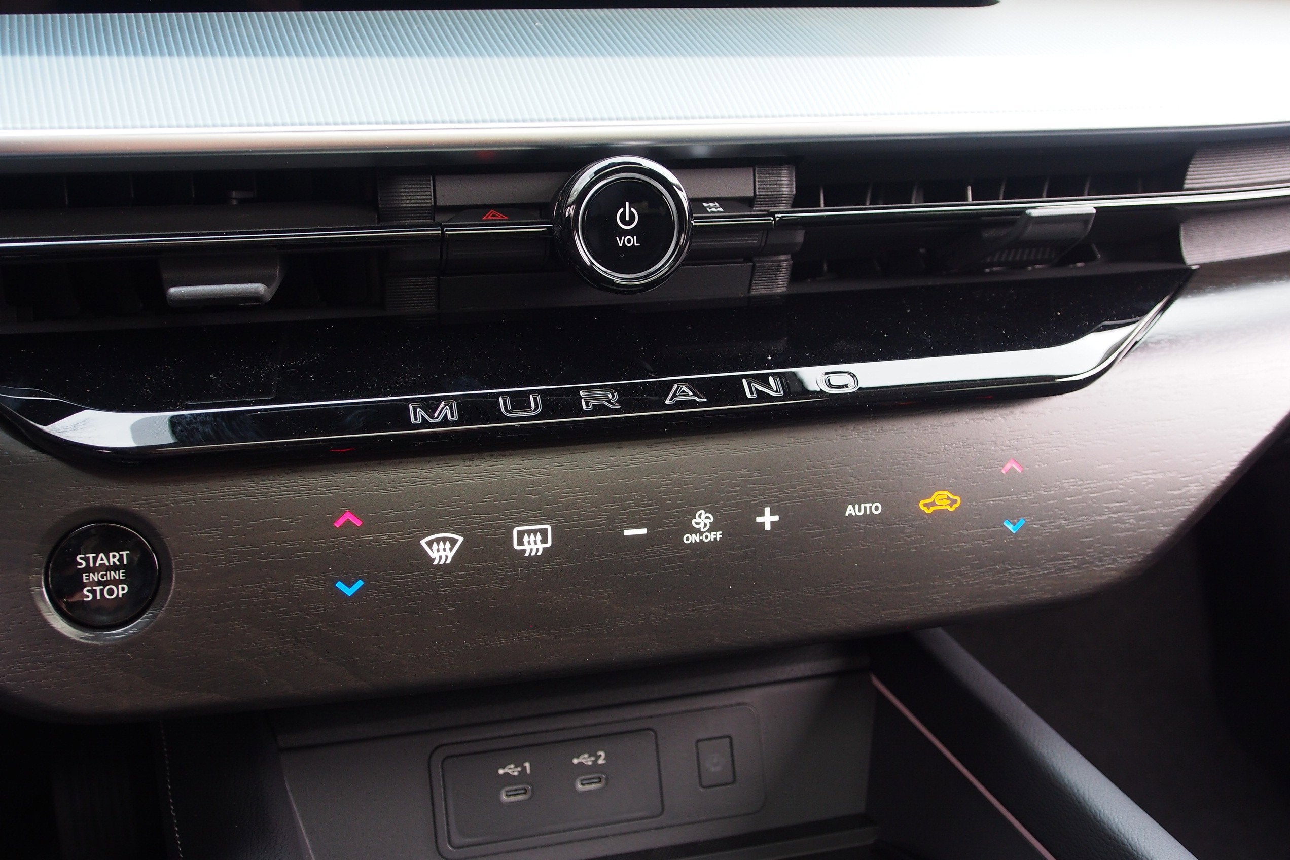 2025 Nissan Murano SL