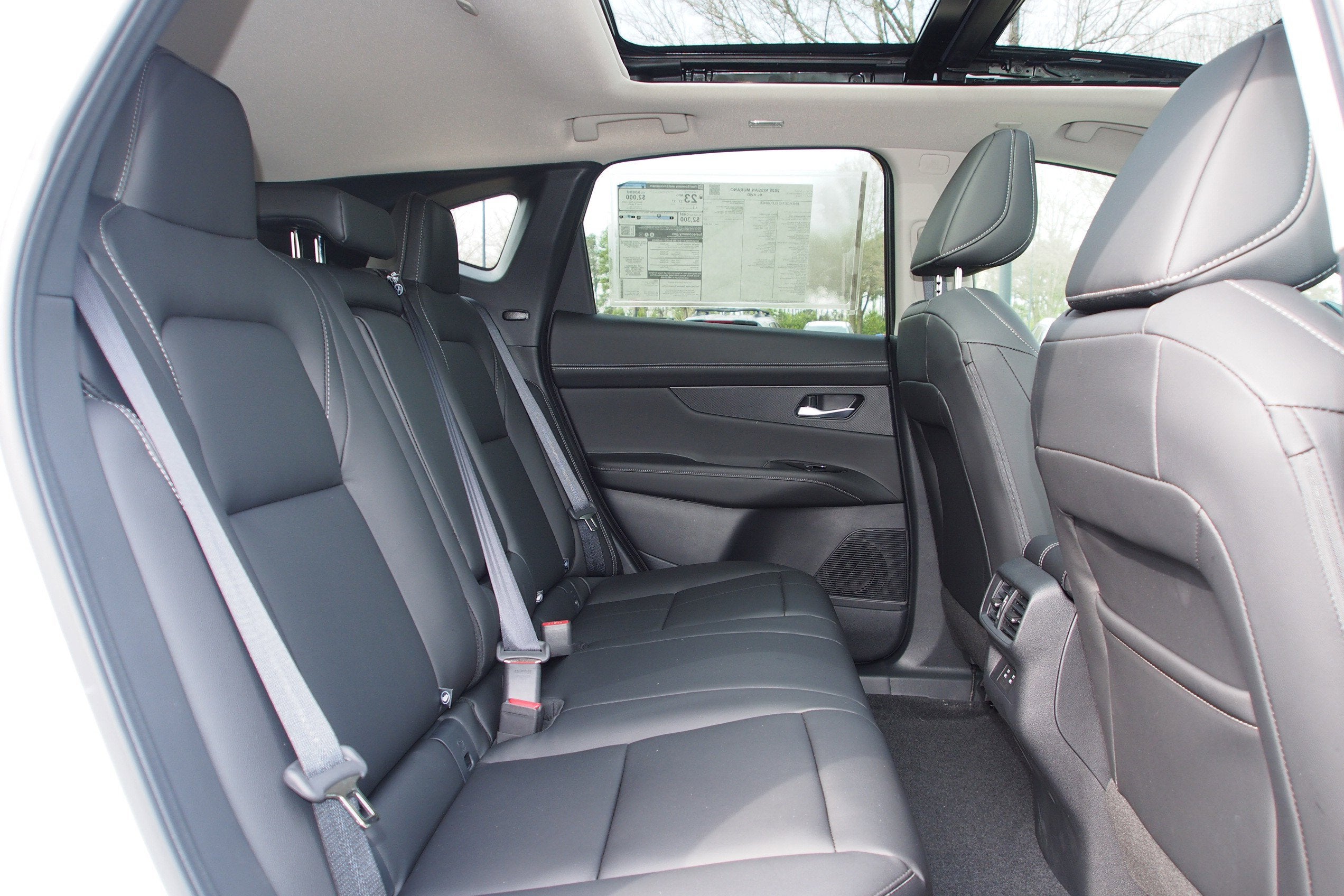 2025 Nissan Murano SL