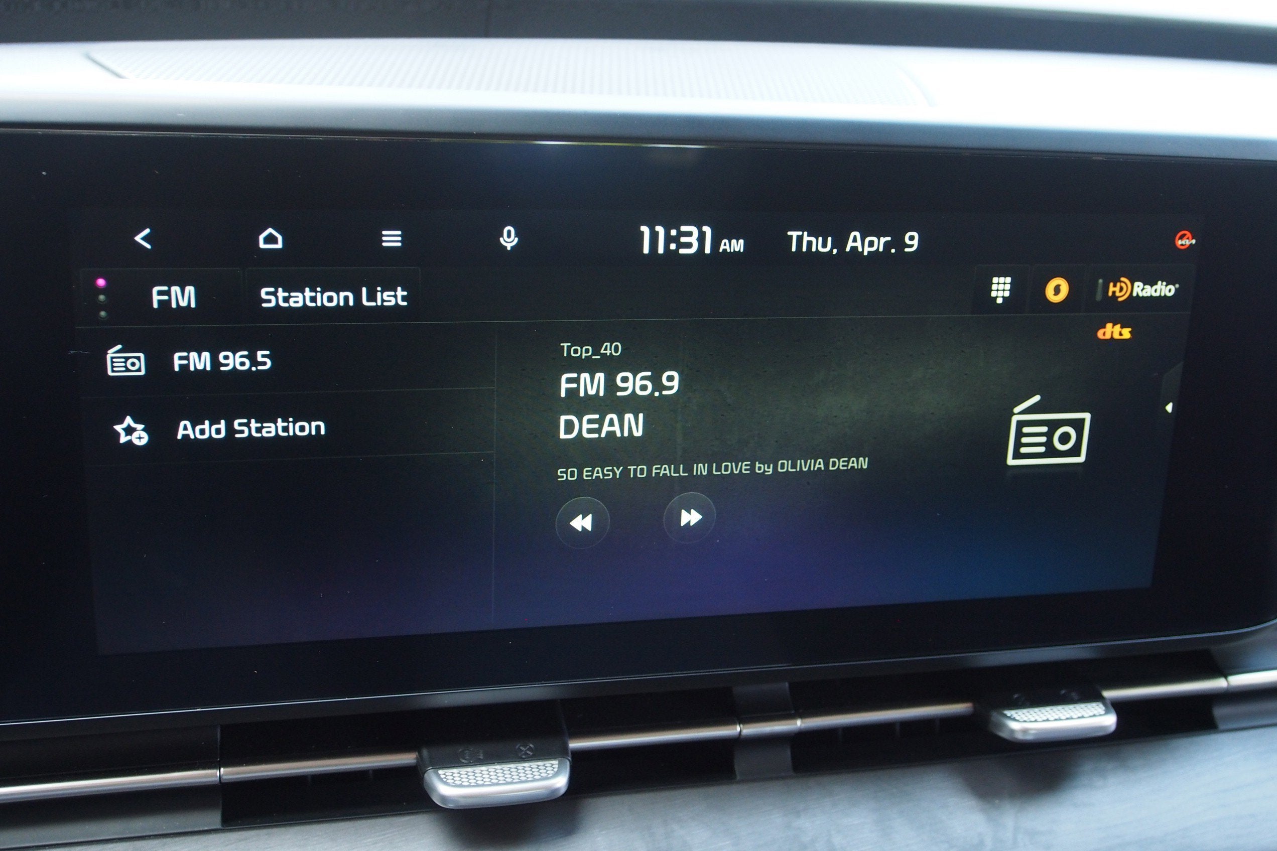 2023 Kia Carnival SX