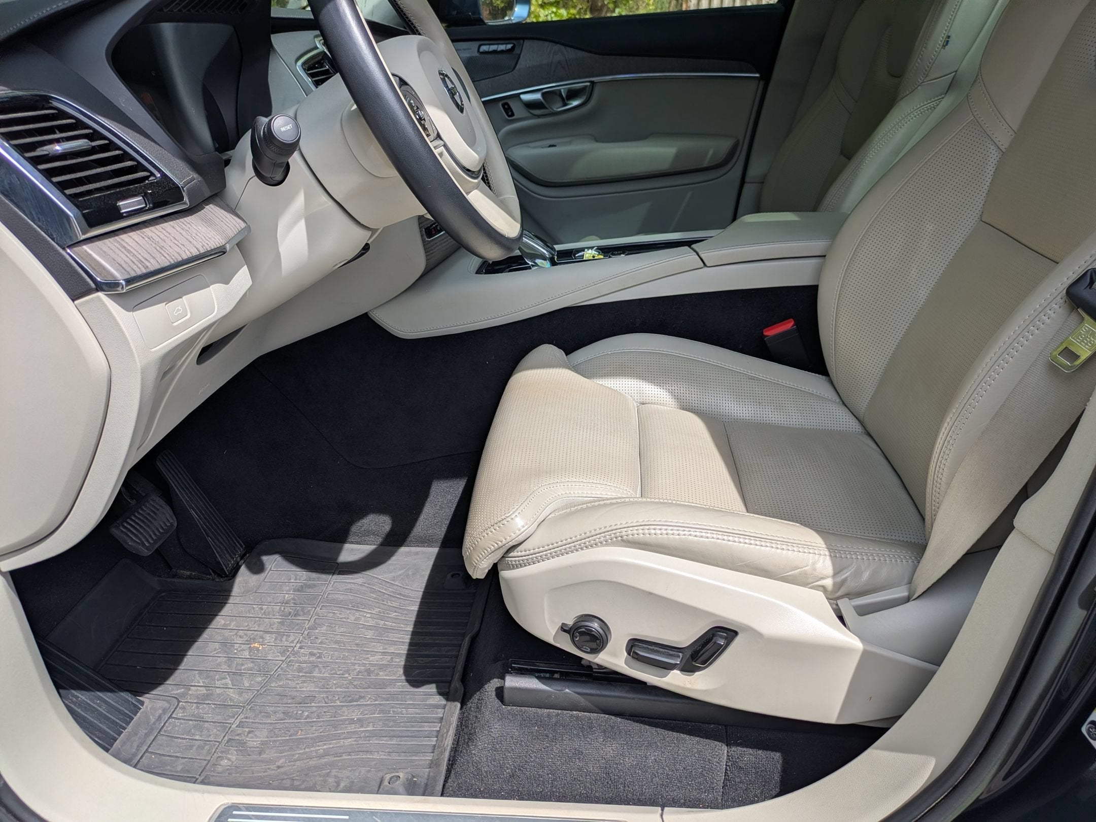 2023 Volvo XC90 Ultimate