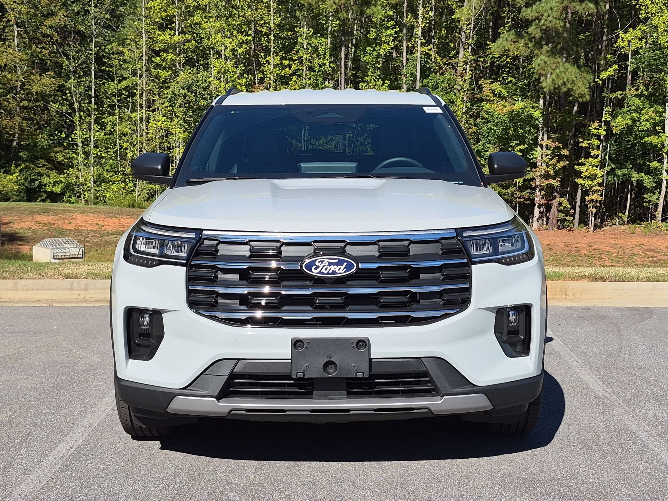 2027 Ford Explorer Active w/200A Pkg