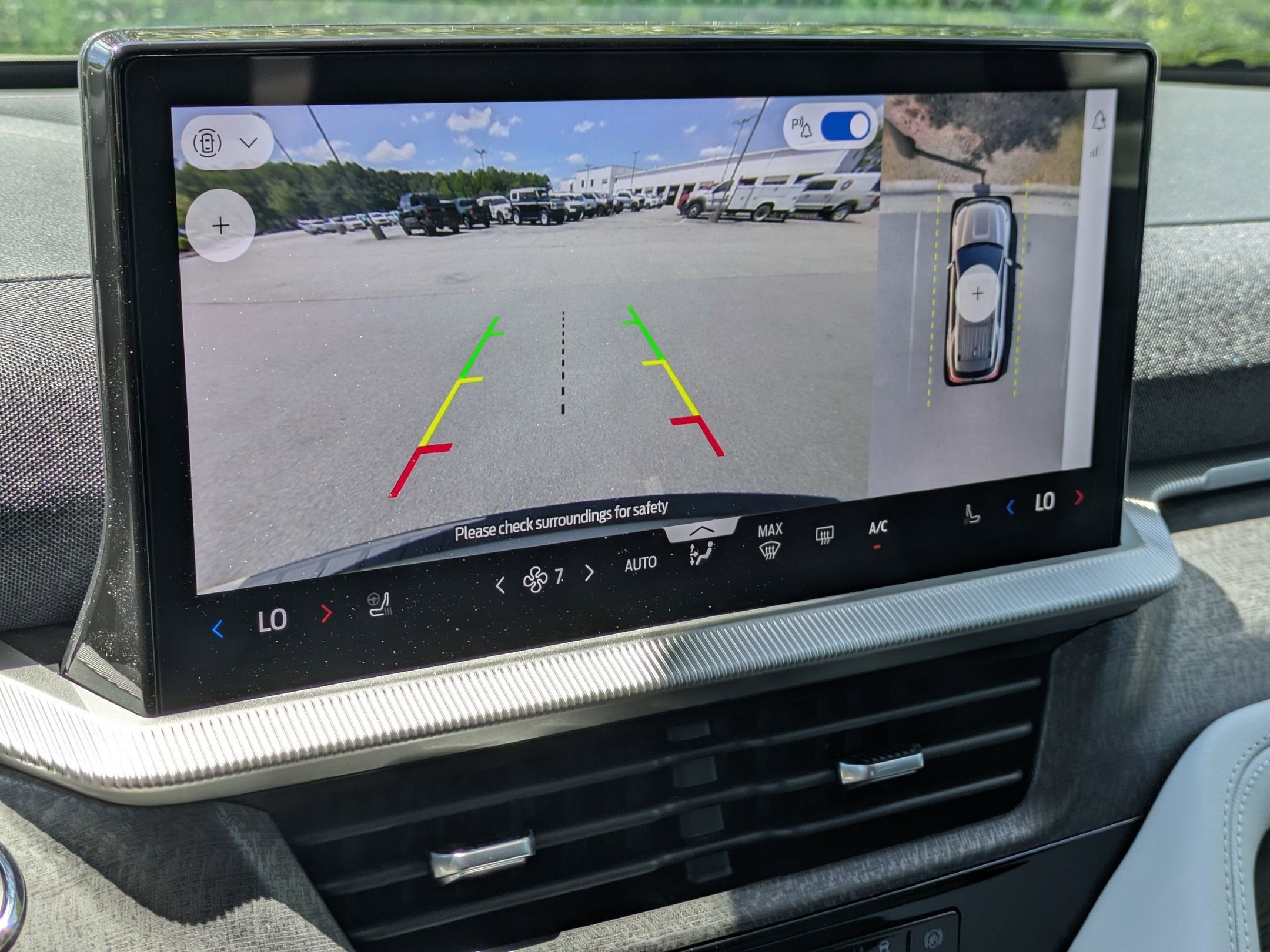 2026 Ford Explorer Platinum - Crossroads Courtesy Demo