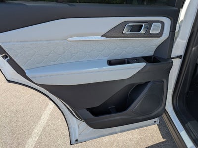 2026 Ford Explorer Platinum - Crossroads Courtesy Demo
