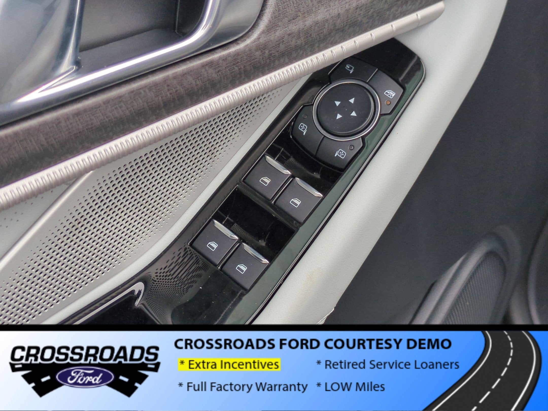 2026 Ford Explorer Platinum - Crossroads Courtesy Demo