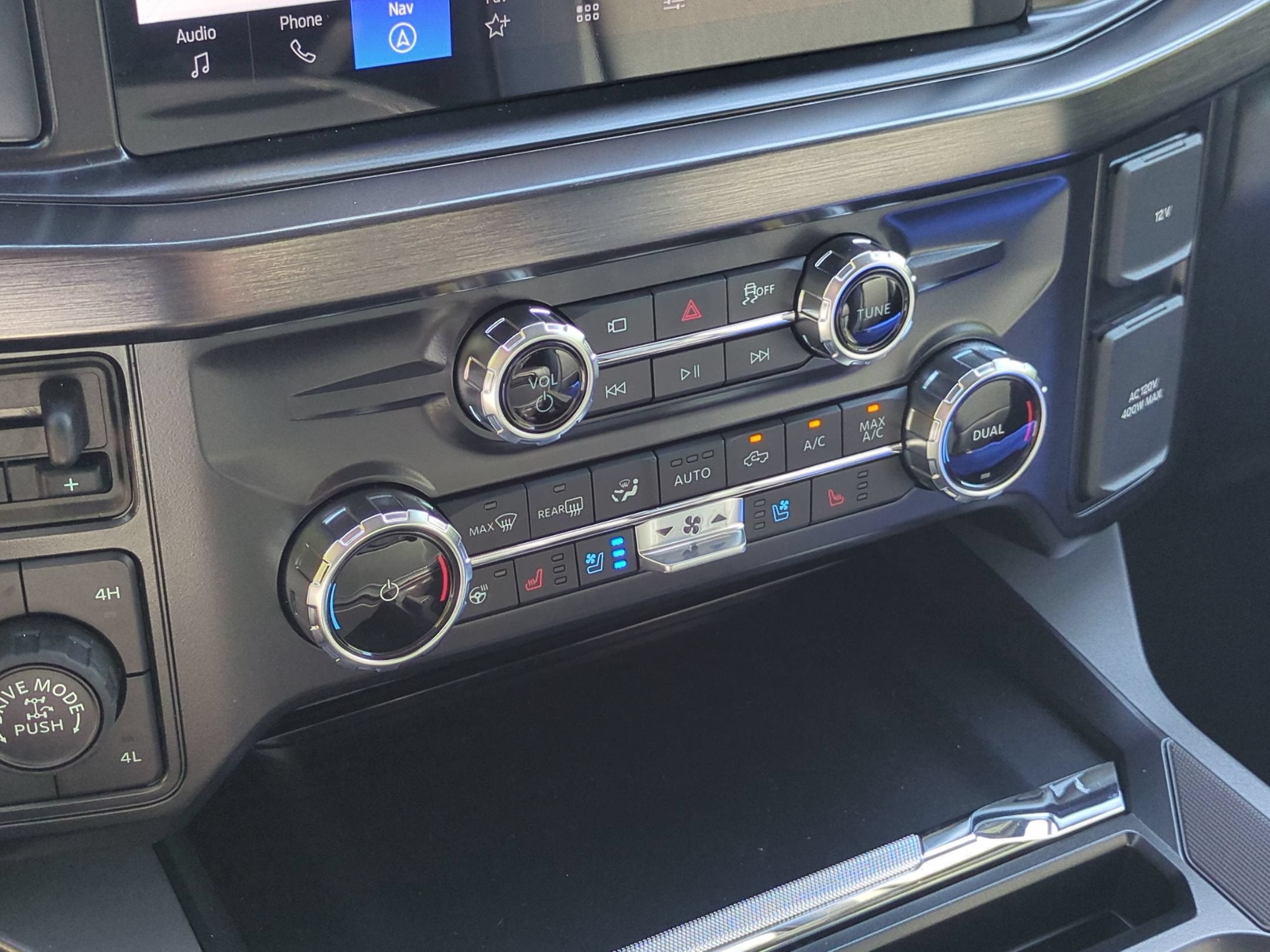 2027 Ford Super Duty F-250 SRW LARIAT