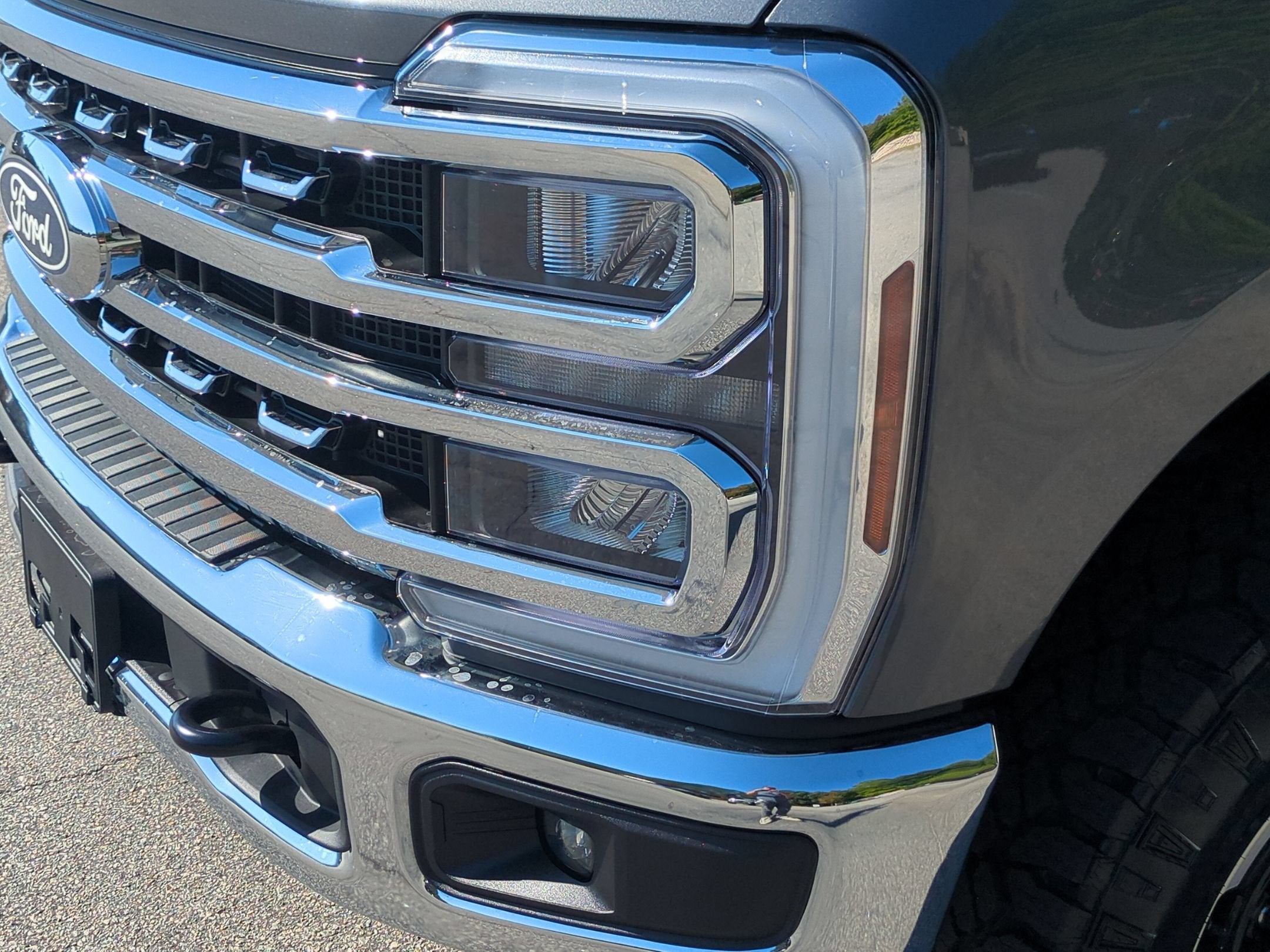 2027 Ford Super Duty F-250 SRW LARIAT