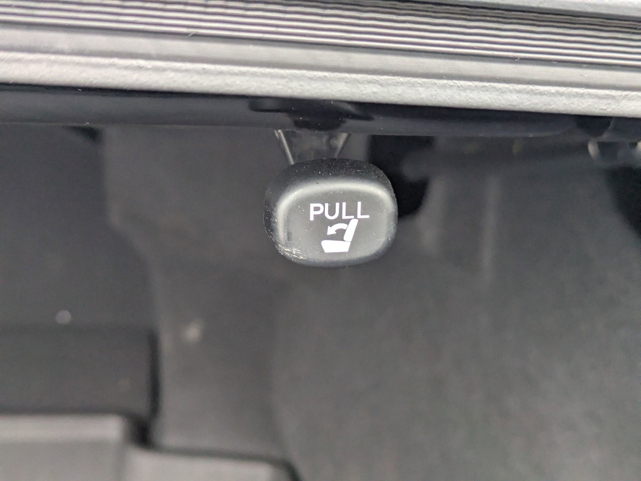 2021 Toyota Camry Hybrid XSE