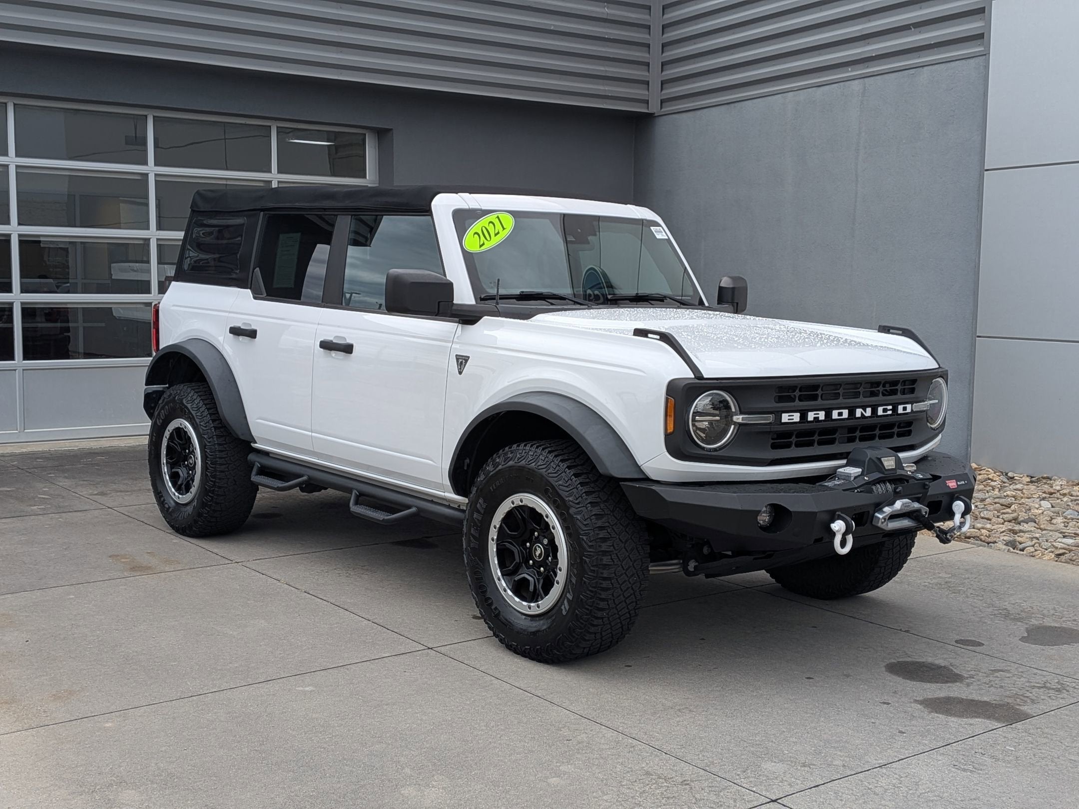 2021 Ford Bronco Base
