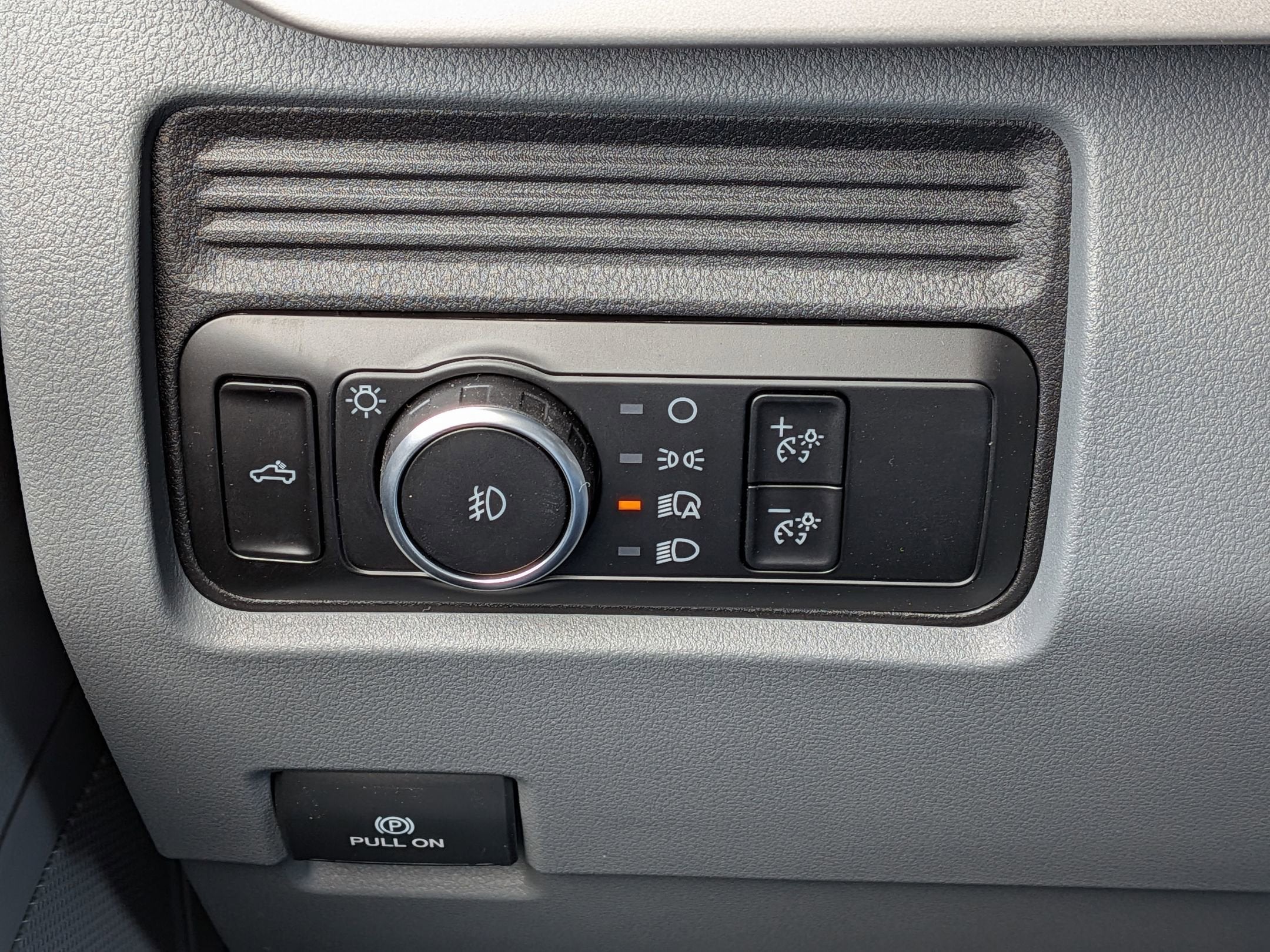 2026 Ford Super Duty F-450 DRW XLT