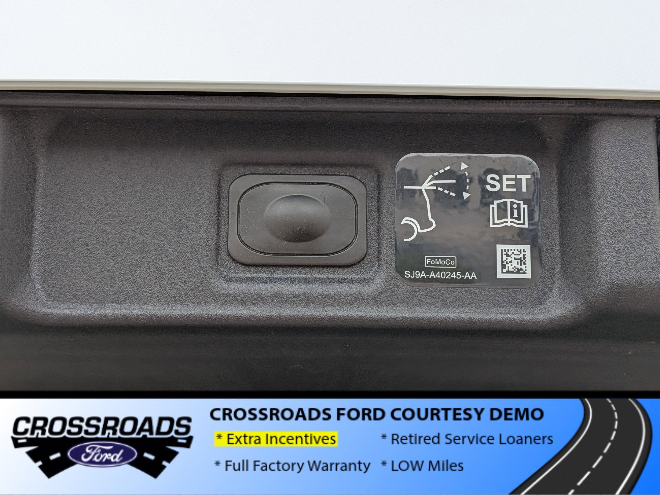 2024 Ford Mustang Mach-E Premium - Crossroads Courtesy Demo