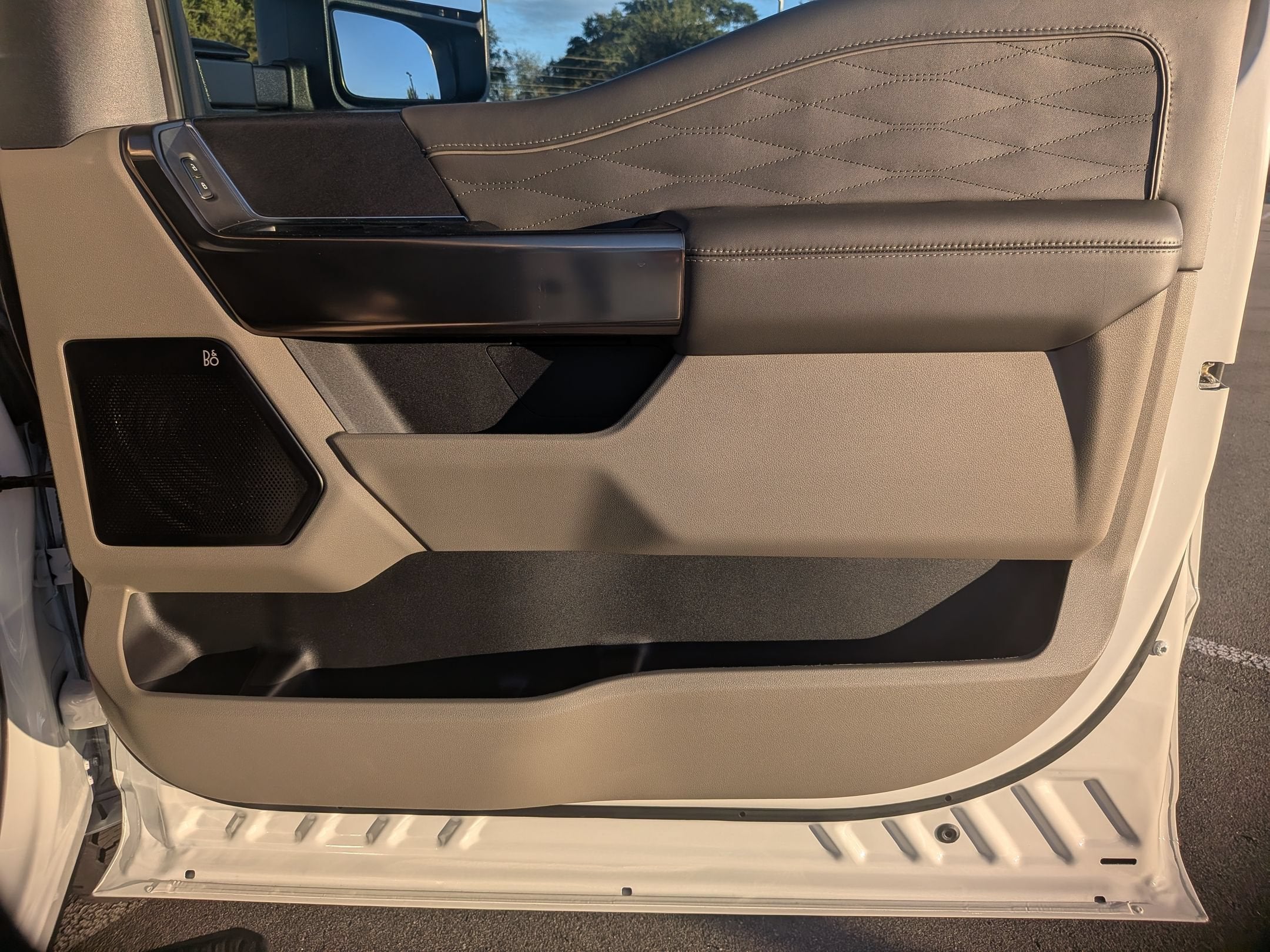 2027 Ford Super Duty F-250 SRW Platinum