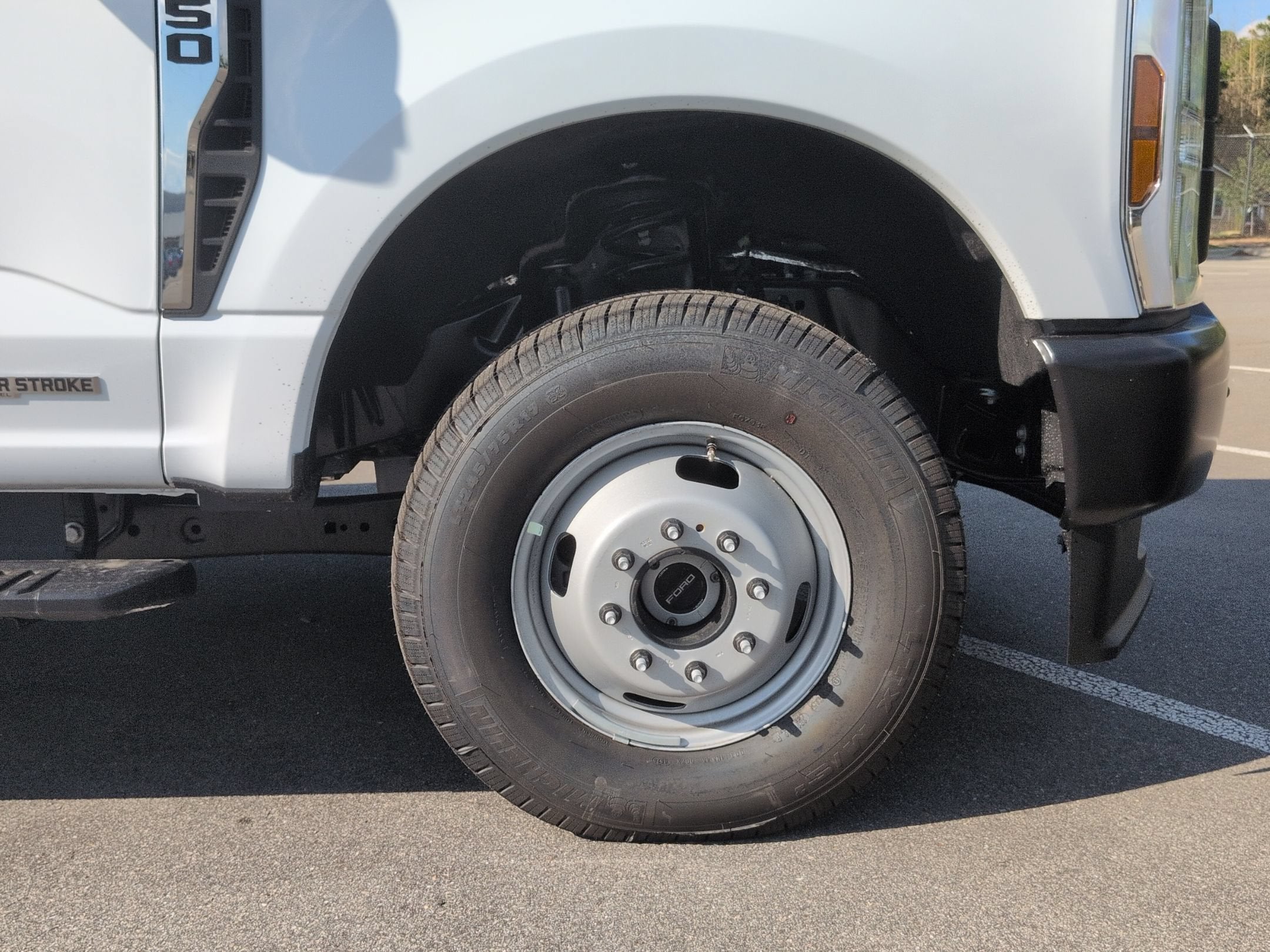 2026 Ford Super Duty F-350 DRW XL