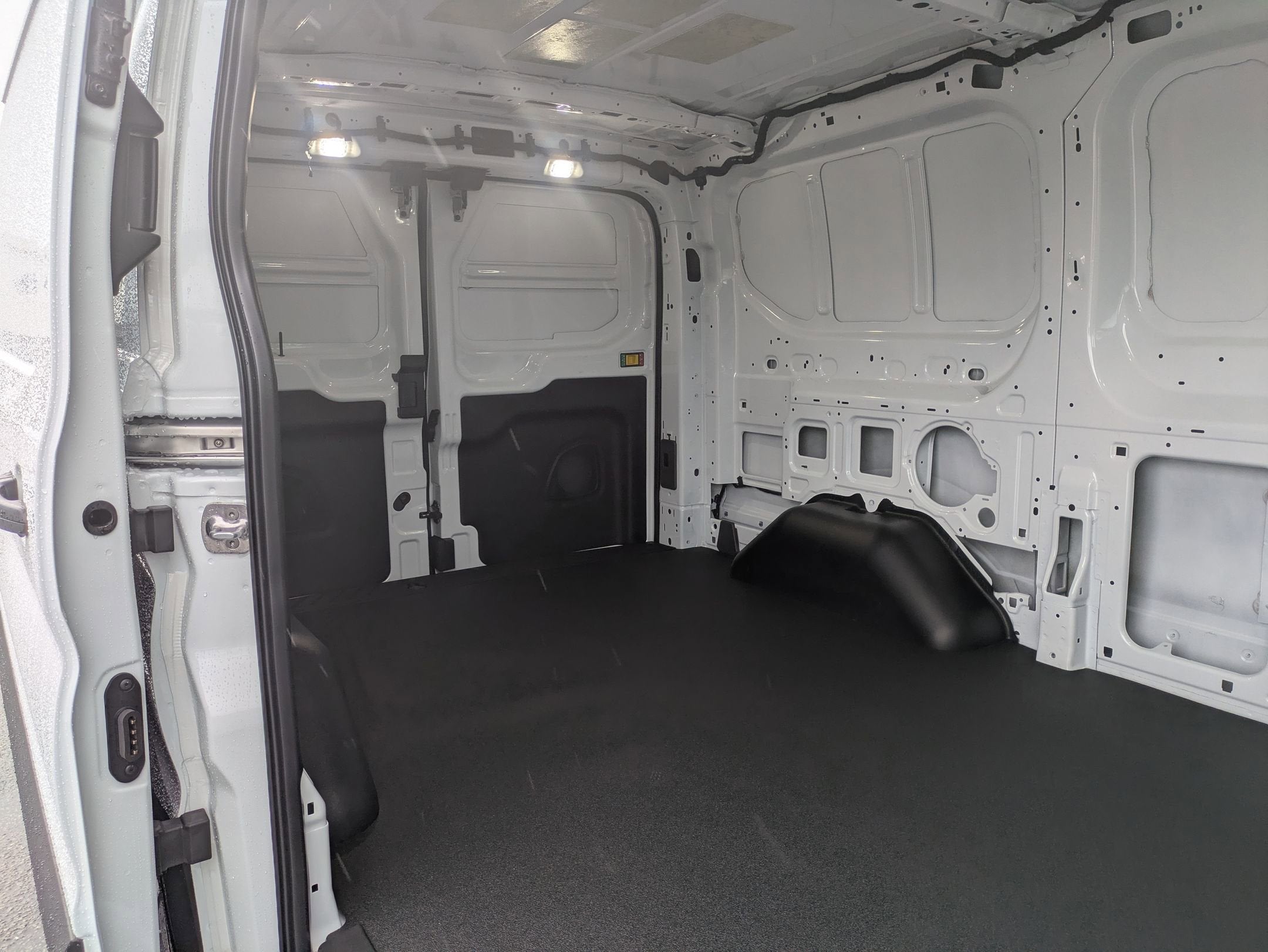 2025 Ford Transit Cargo Van Base