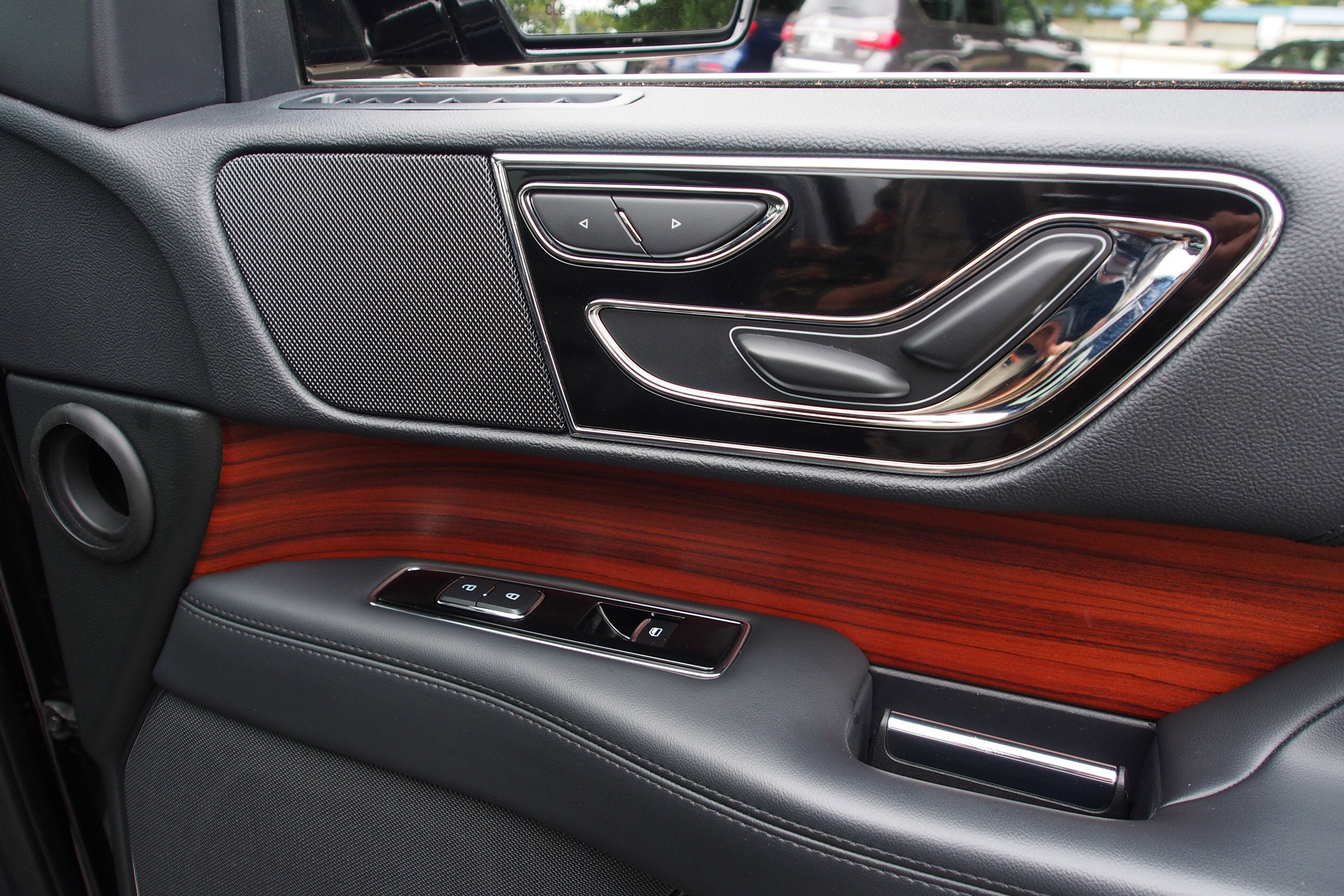 2024 Lincoln Navigator Premiere