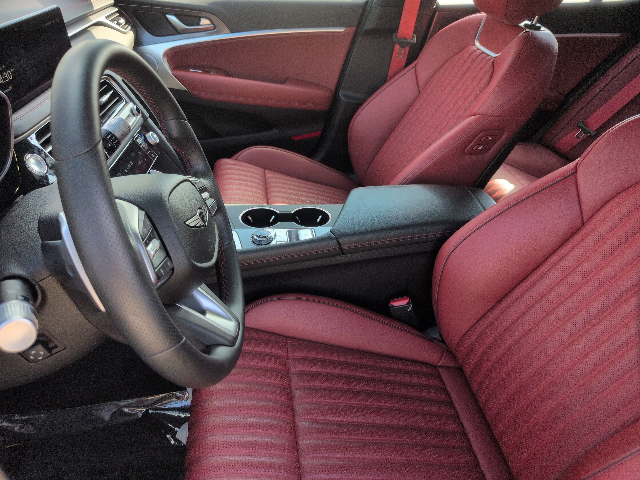 2025 Genesis G70 2.5T