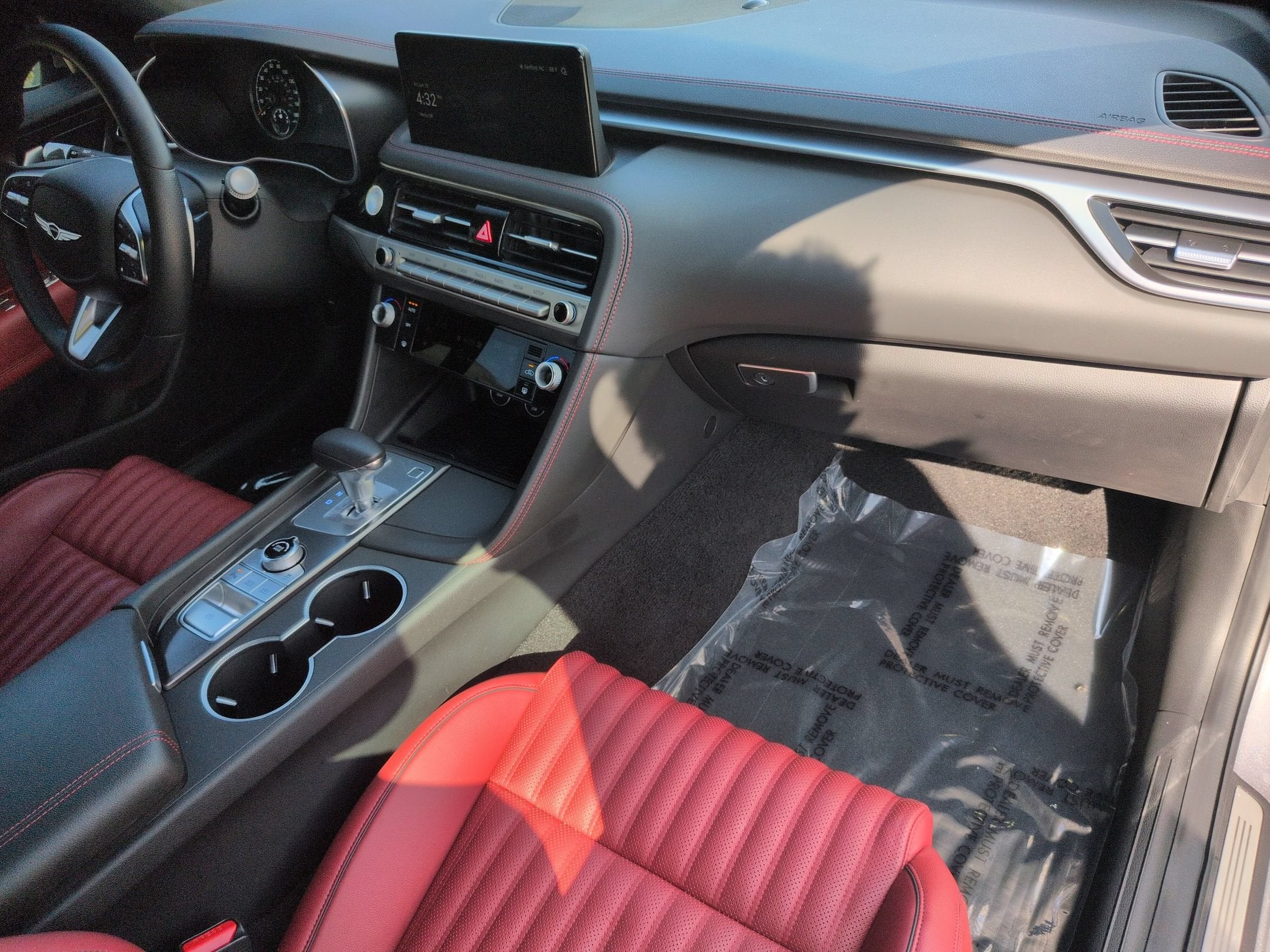 2025 Genesis G70 2.5T