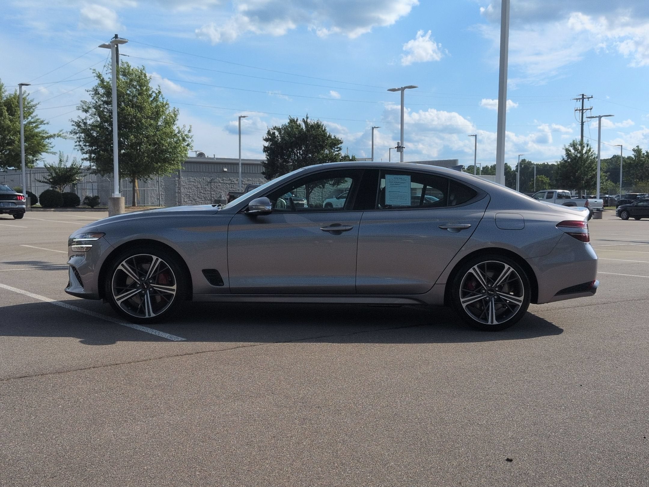 2025 Genesis G70 2.5T