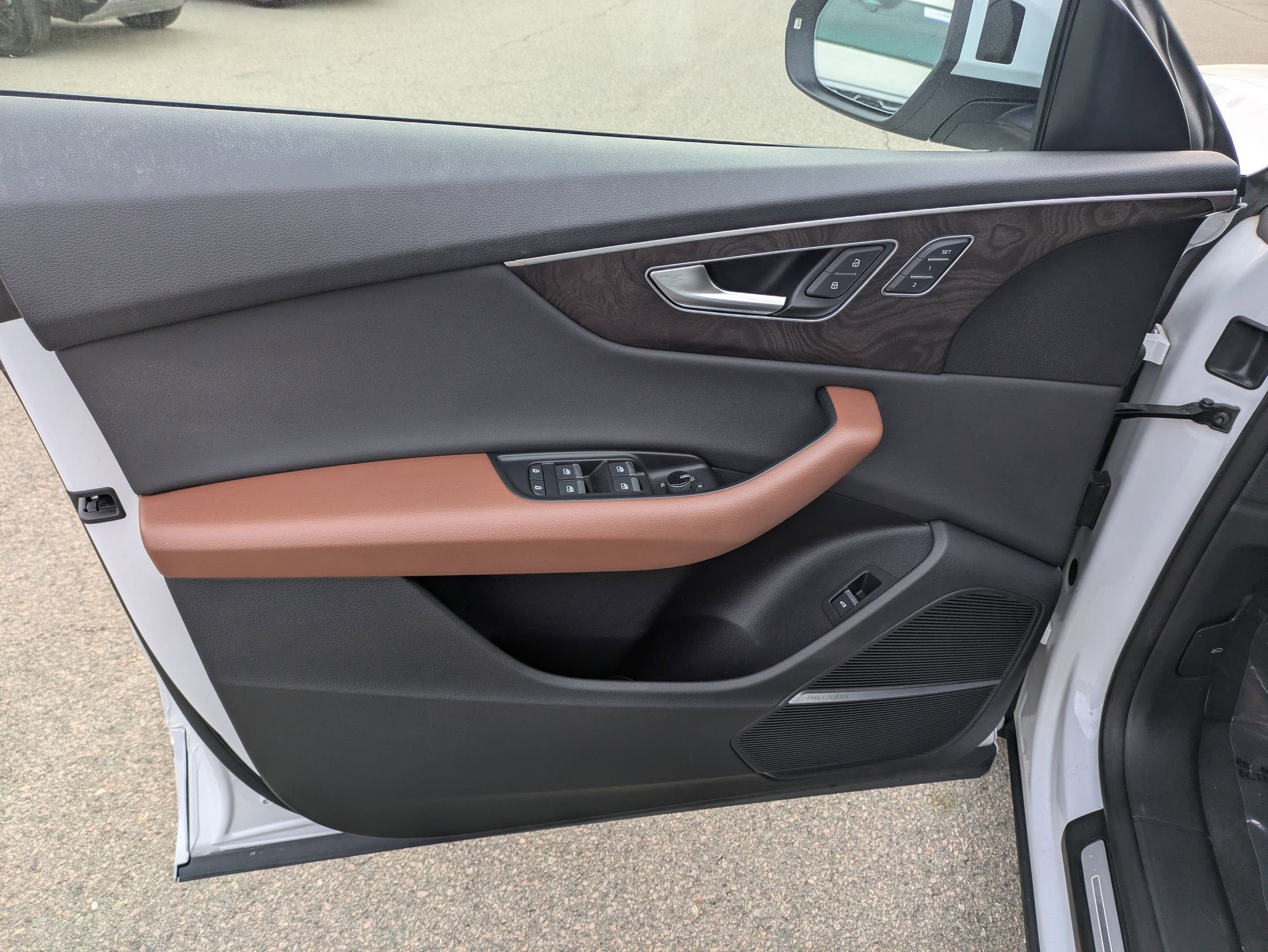 2020 Audi Q8 Premium Plus