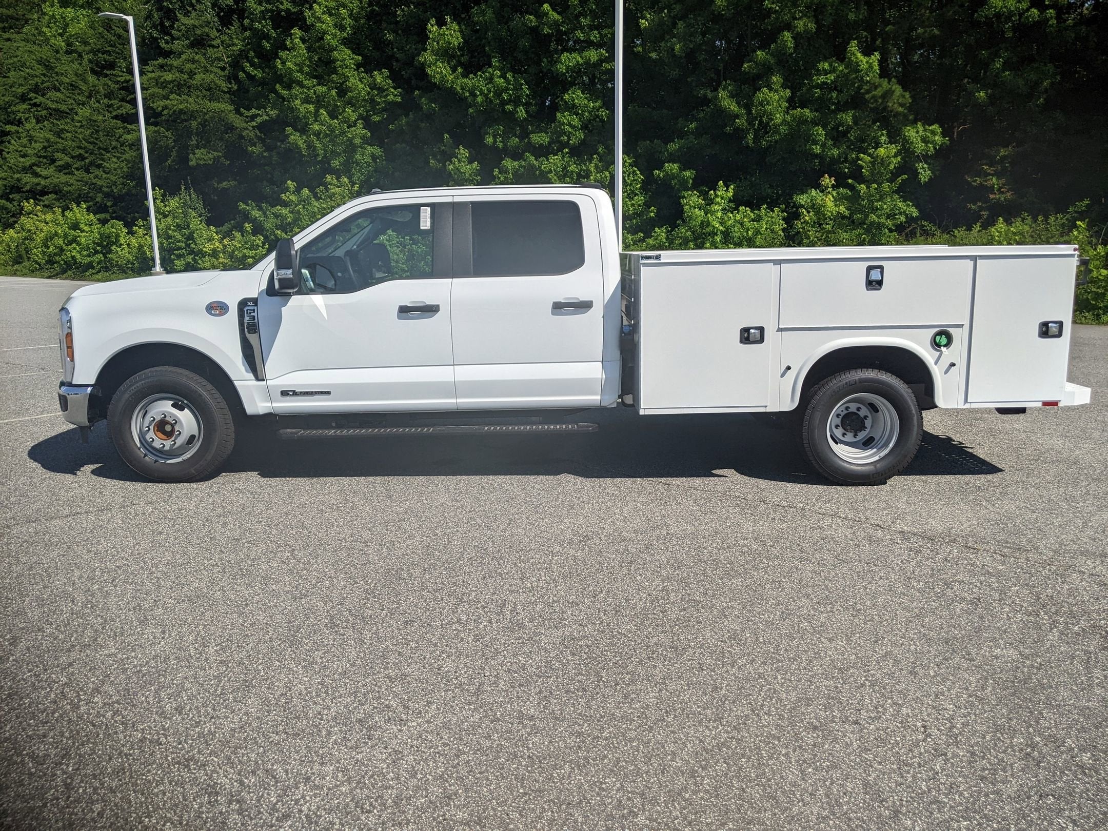 2025 Ford Super Duty F-350 DRW XL