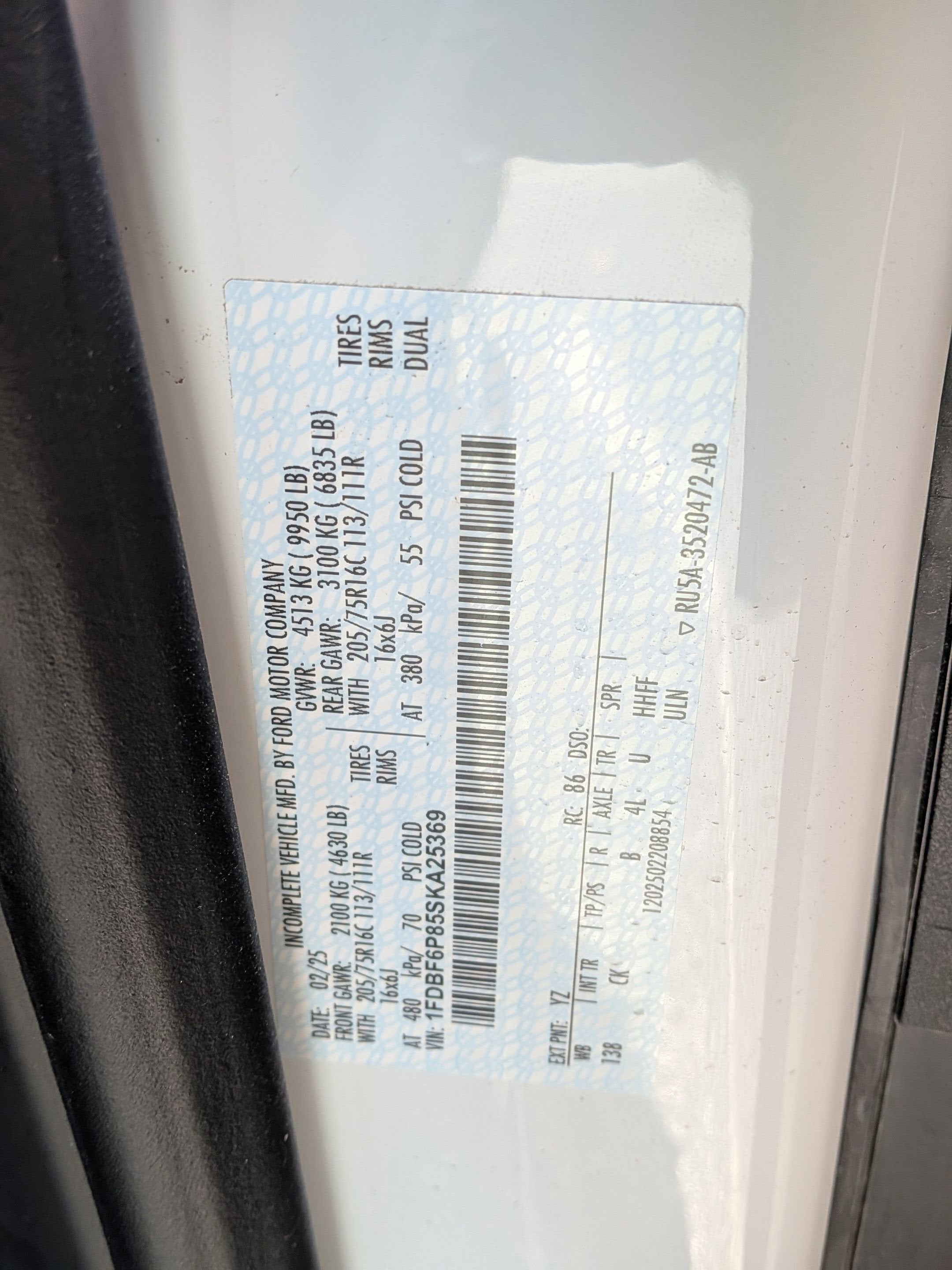 2025 Ford Transit Cutaway Base