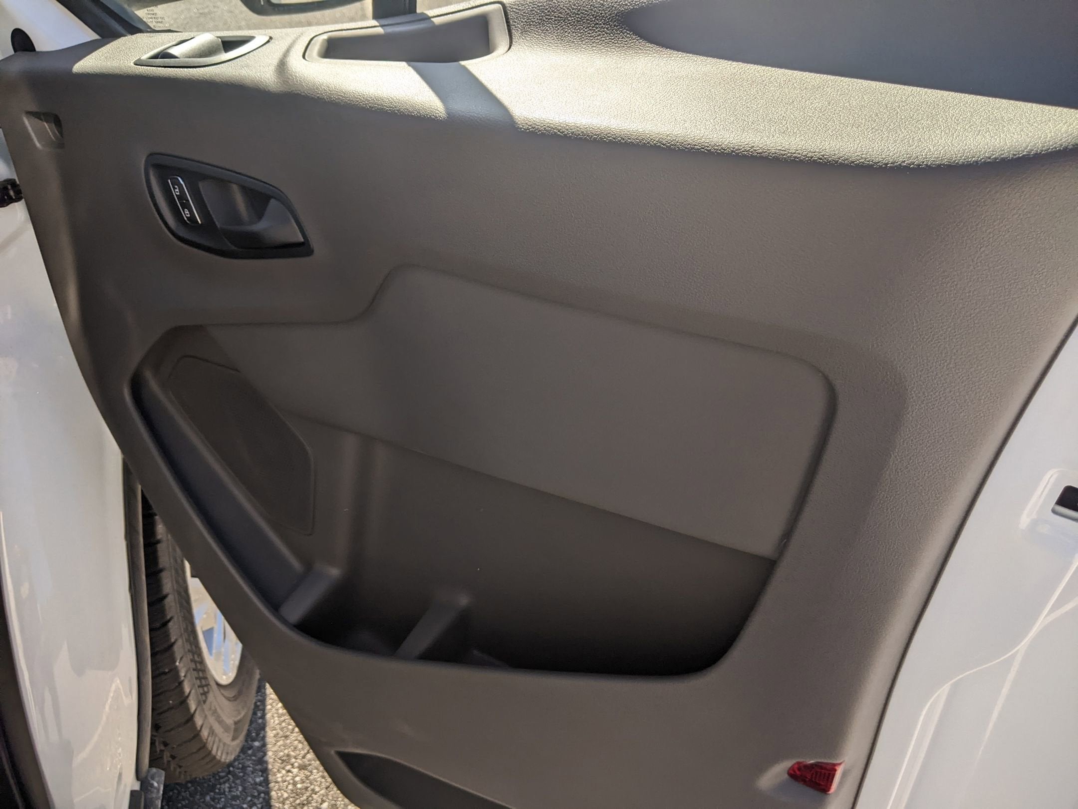 2025 Ford Transit Cutaway Base