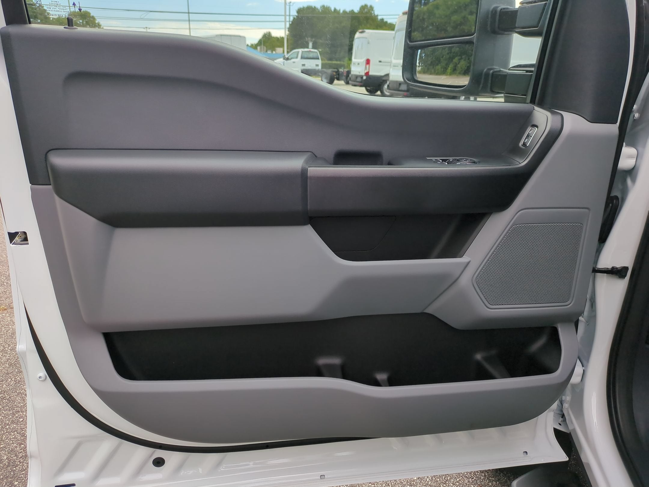 2026 Ford Super Duty F-550 DRW XL