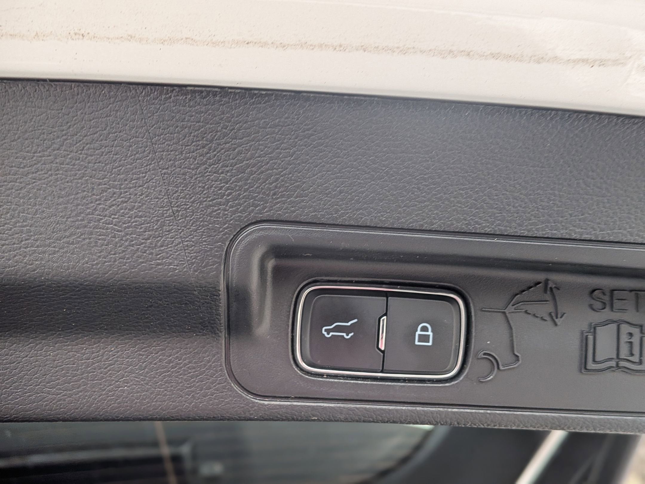 2024 Ford Explorer Platinum