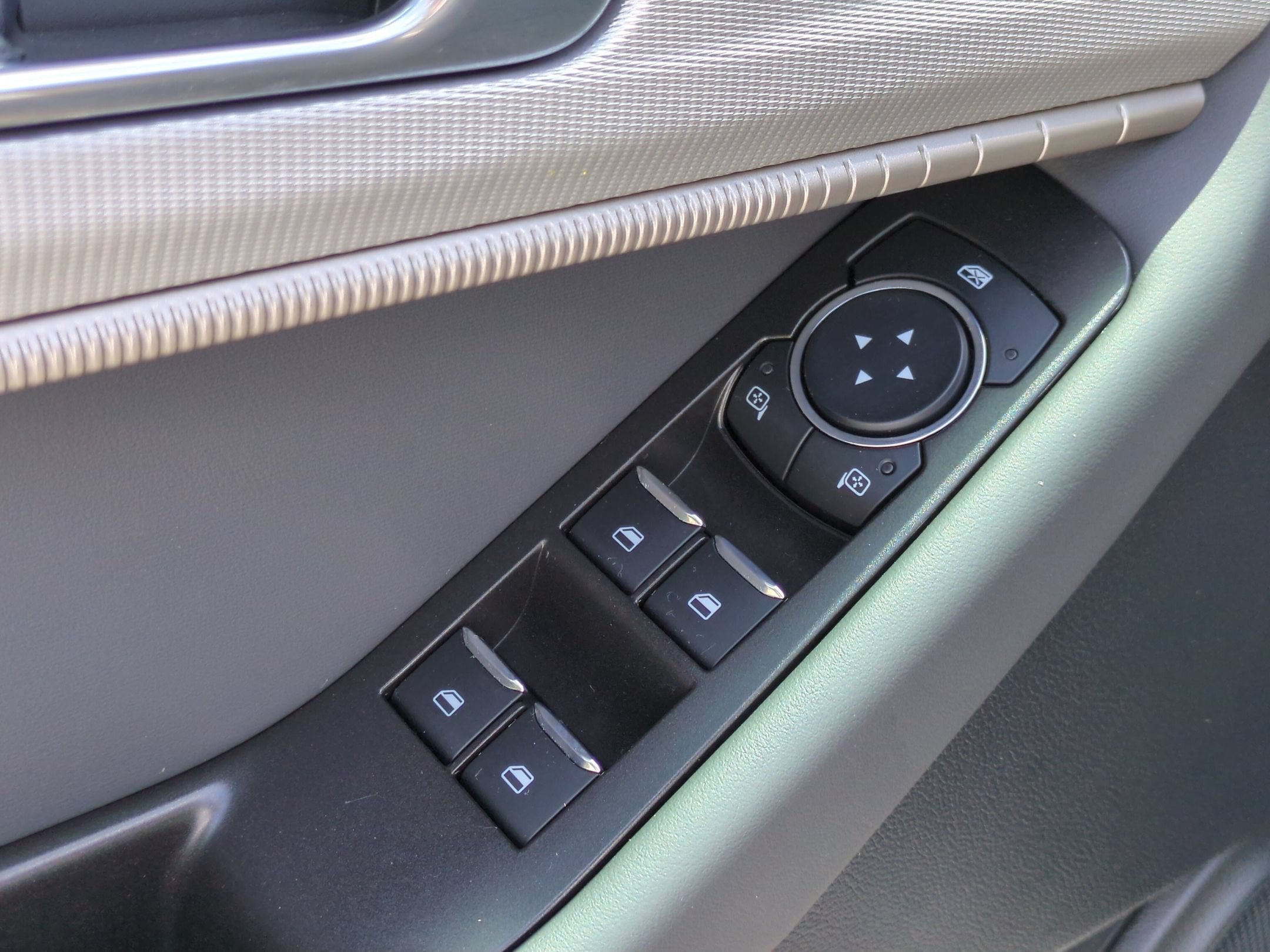 2026 Ford Explorer Active - Crossroads Courtesy Demo