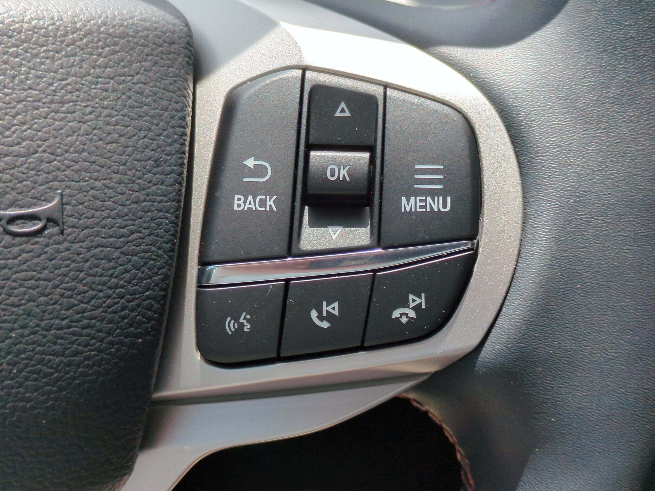 2026 Ford Explorer Active - Crossroads Courtesy Demo