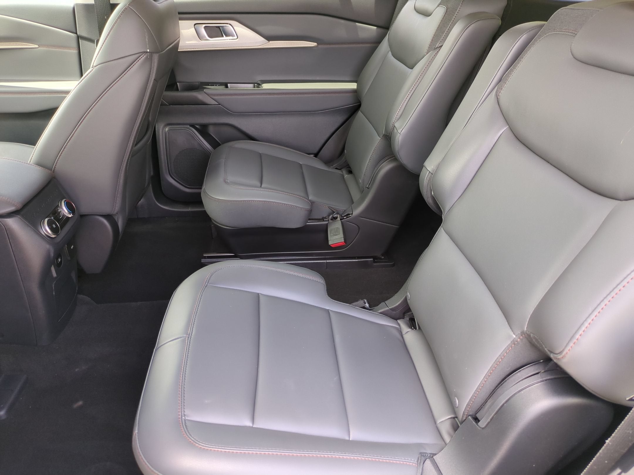 2026 Ford Explorer Active - Crossroads Courtesy Demo