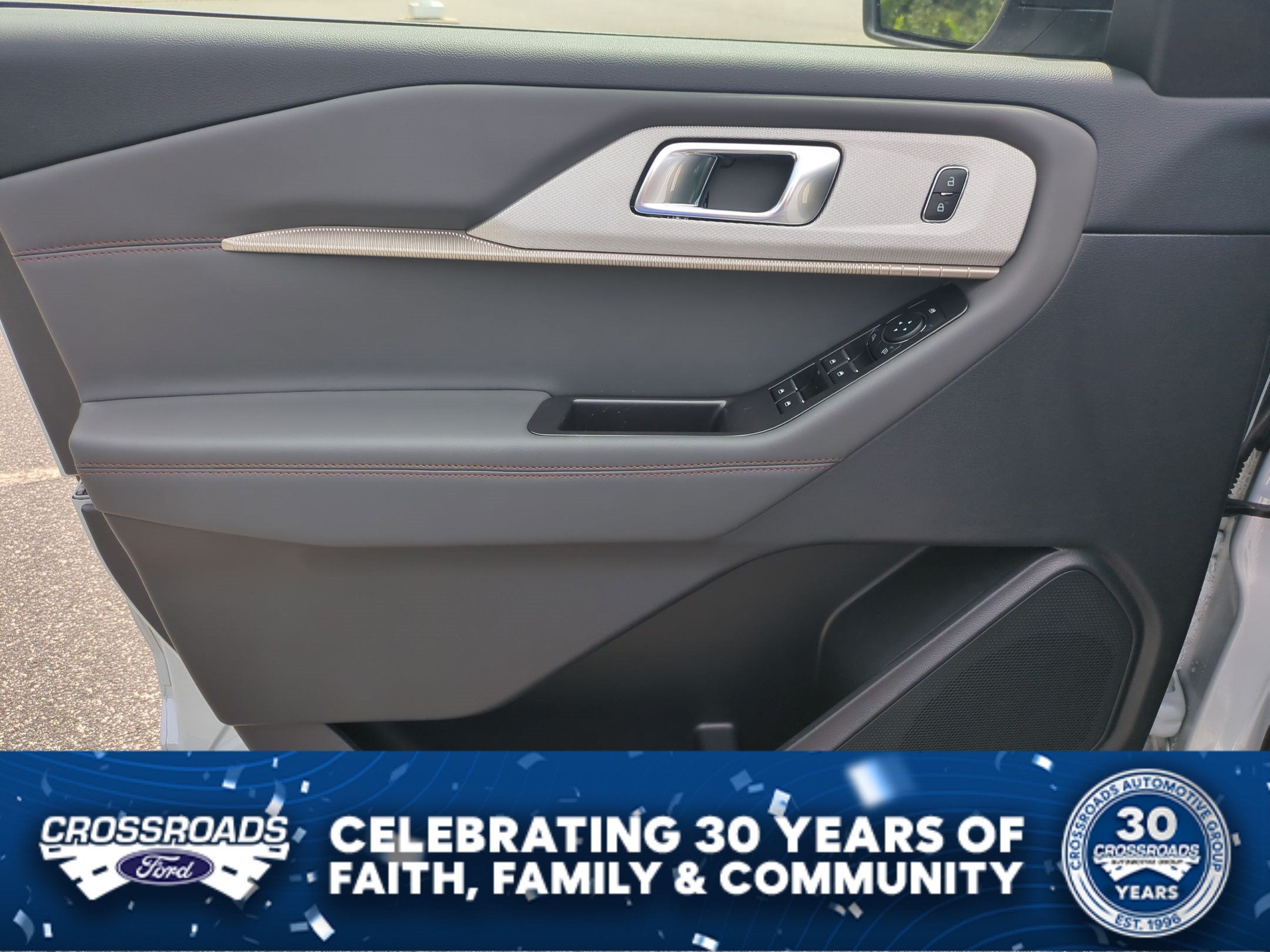 2026 Ford Explorer Active w/100A Pkg