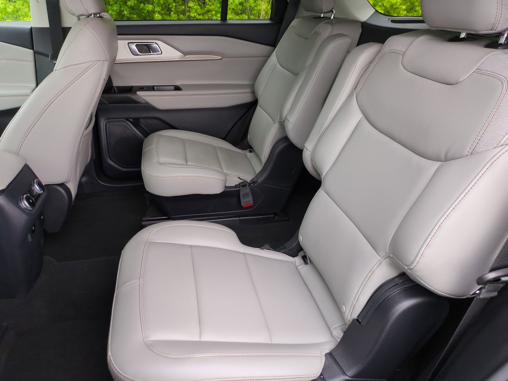 2026 Ford Explorer Active - Crossroads Courtesy Demo