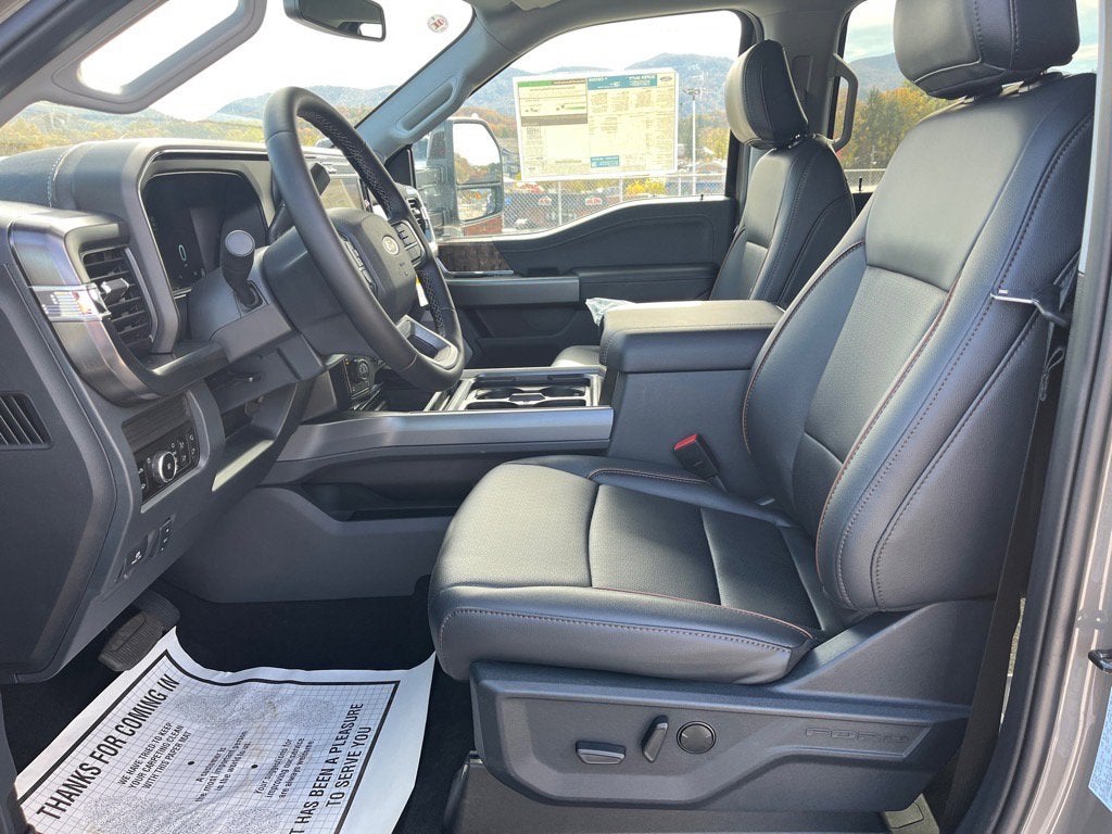 2026 Ford Super Duty F-250 SRW LARIAT TREMOR