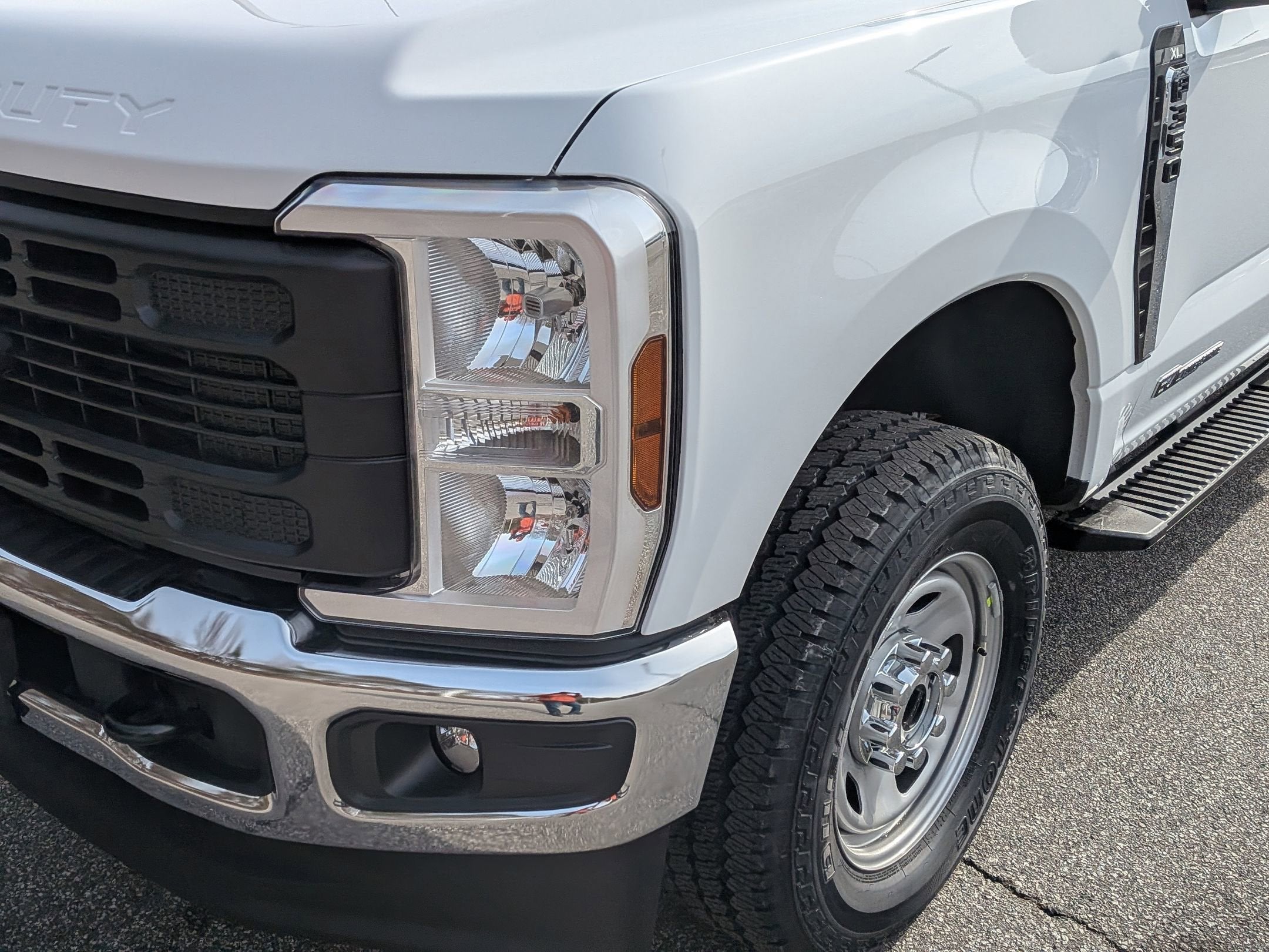 2026 Ford Super Duty F-350 SRW XL