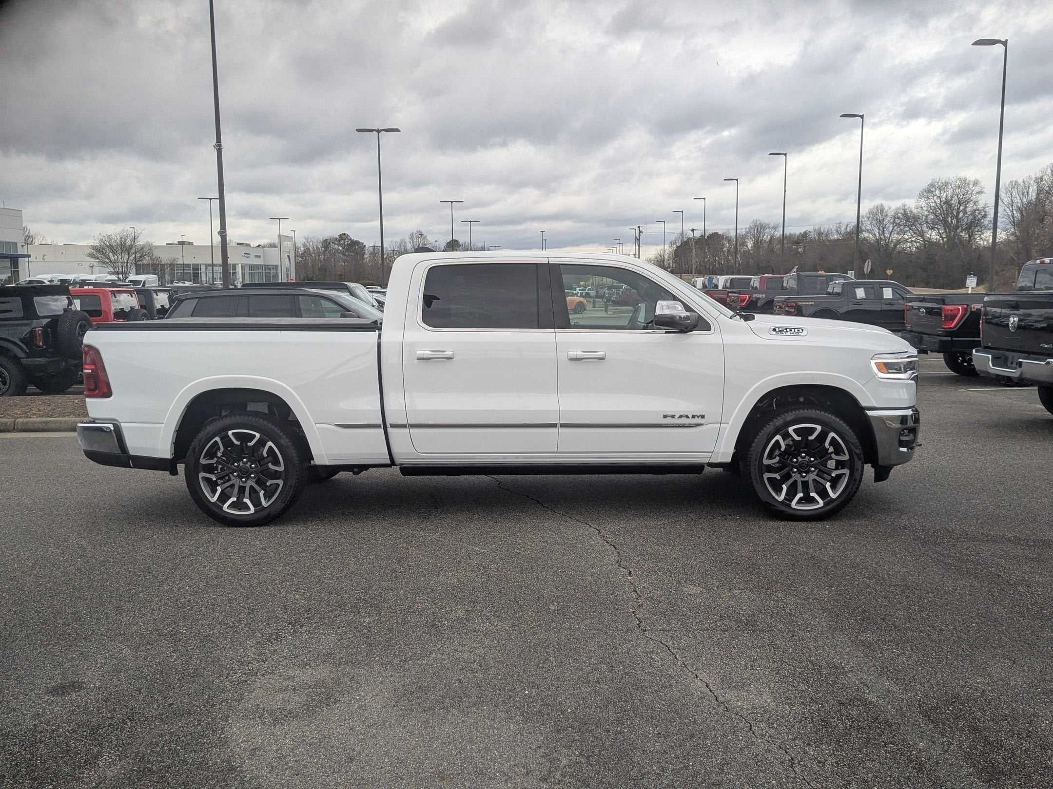 2025 RAM 1500 Limited