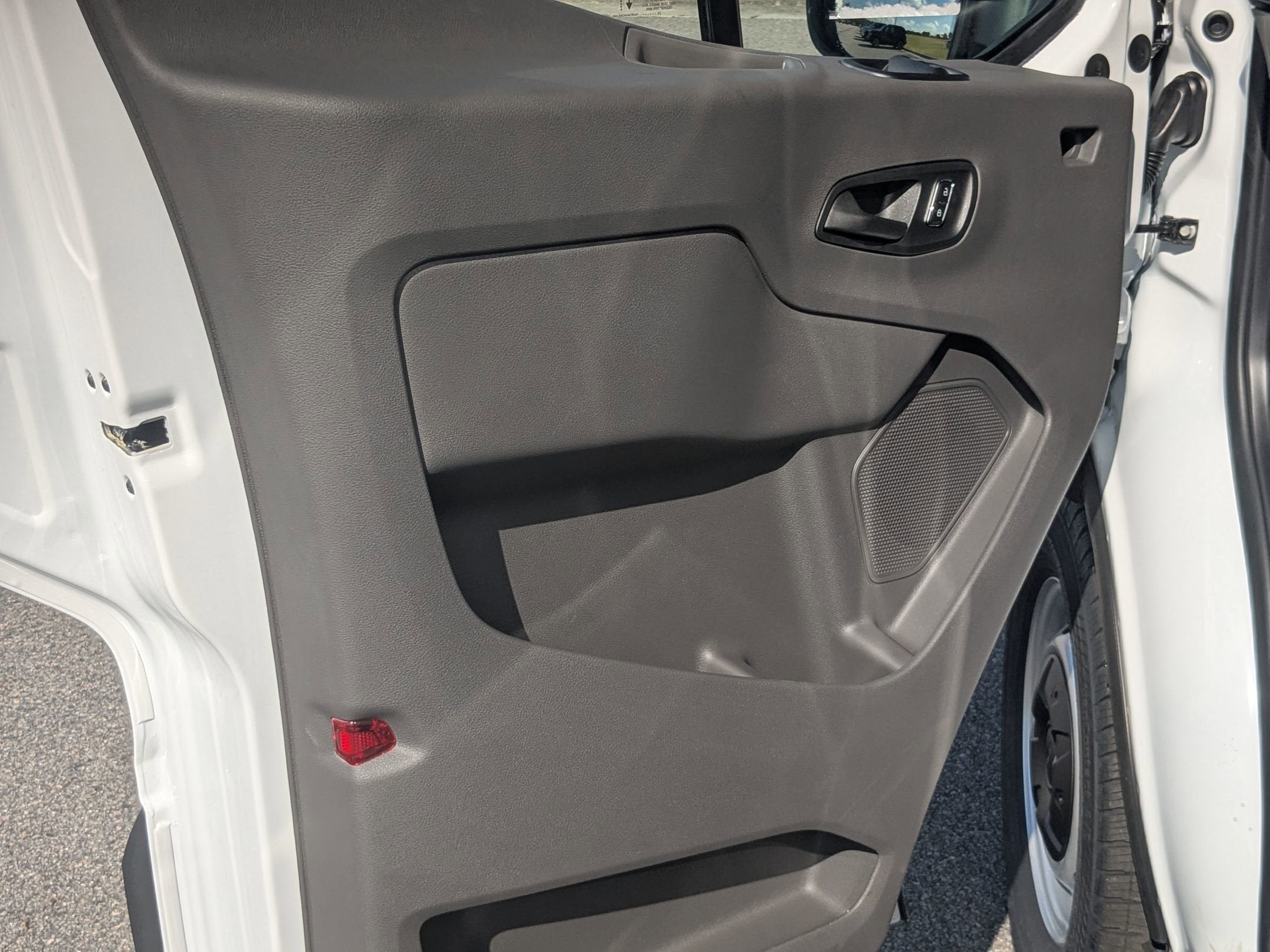 2025 Ford Transit Passenger Wagon XL