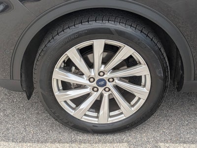 2022 Ford Escape Titanium