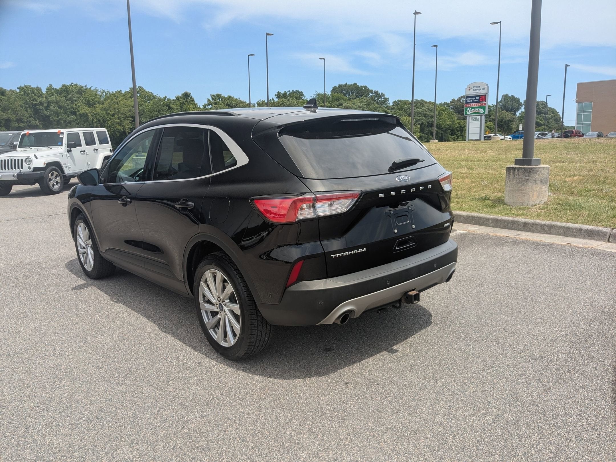 2022 Ford Escape Titanium