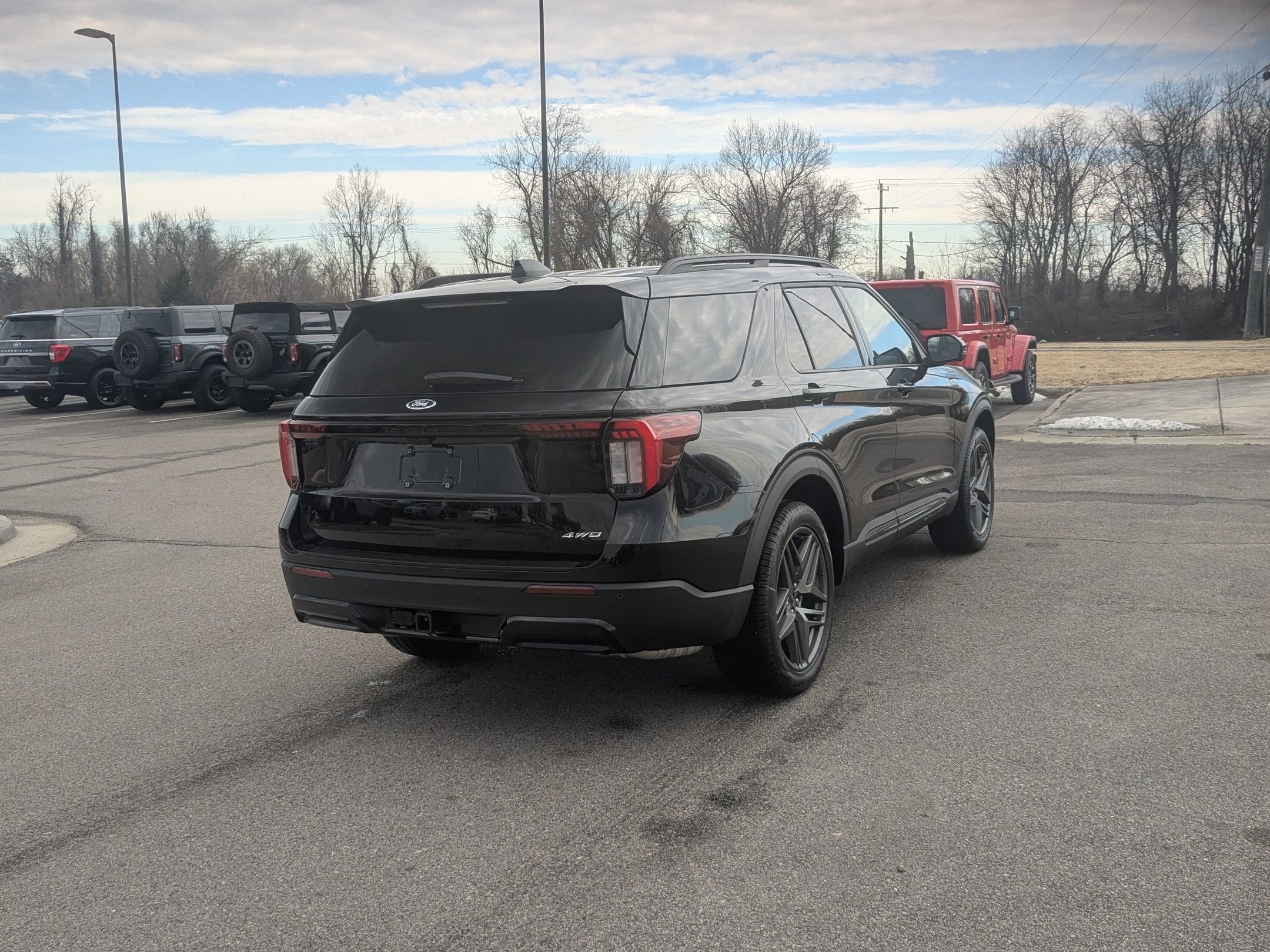 2026 Ford Explorer ST-Line