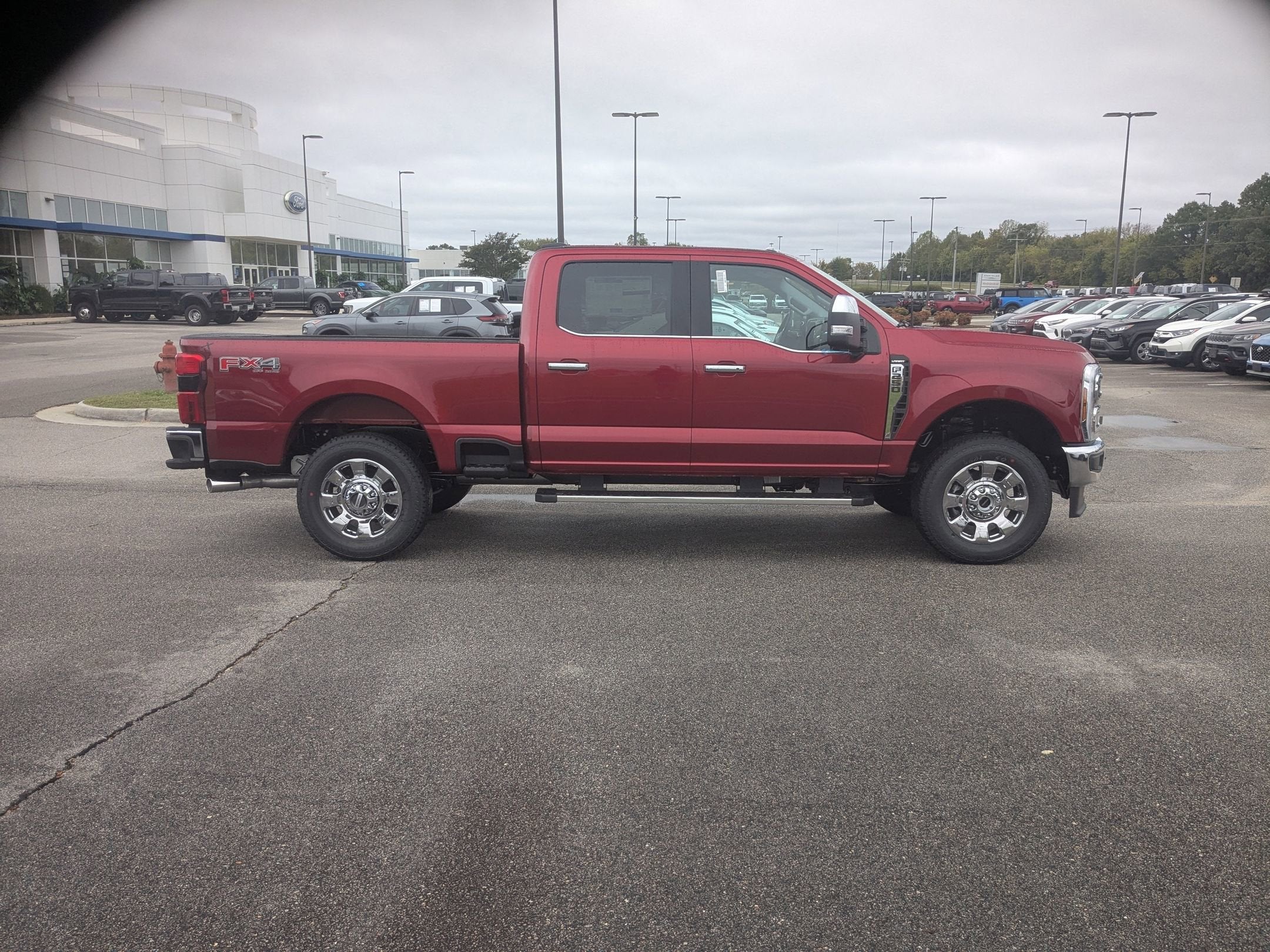 2026 Ford Super Duty F-250 SRW LARIAT
