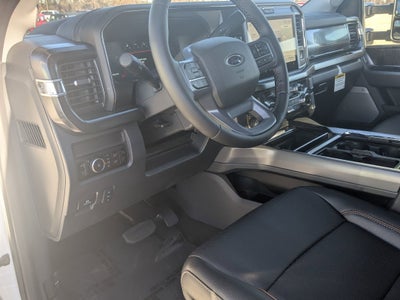 2025 Ford Super Duty F-350 SRW LARIAT