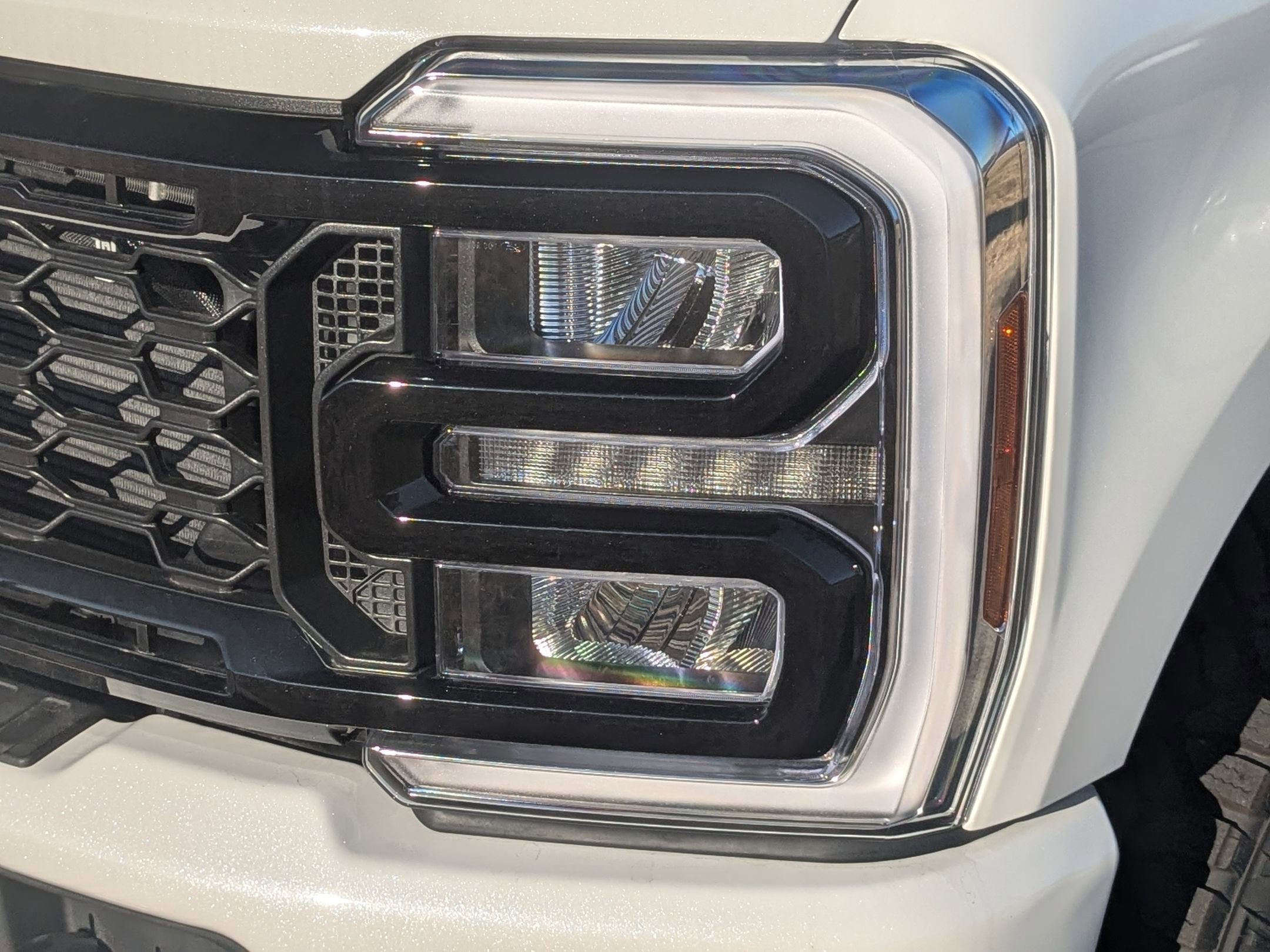 2025 Ford Super Duty F-350 SRW LARIAT