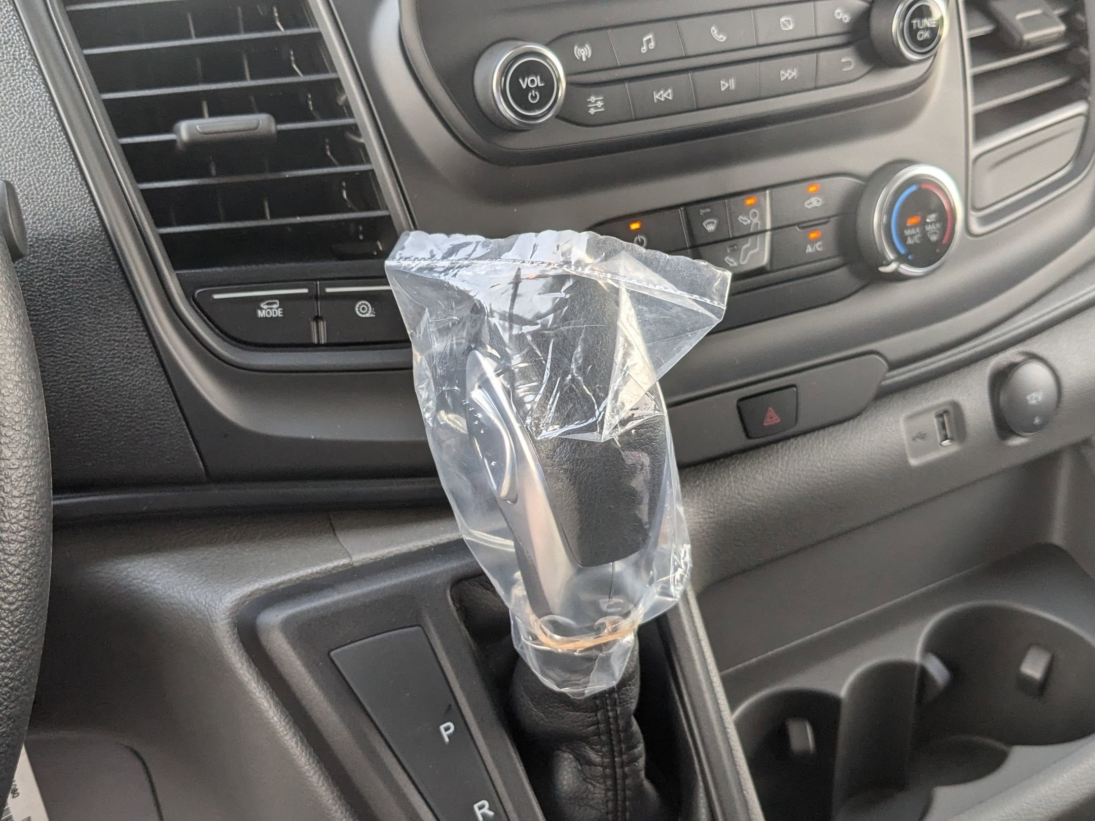 2025 Ford Transit Cargo Van Base