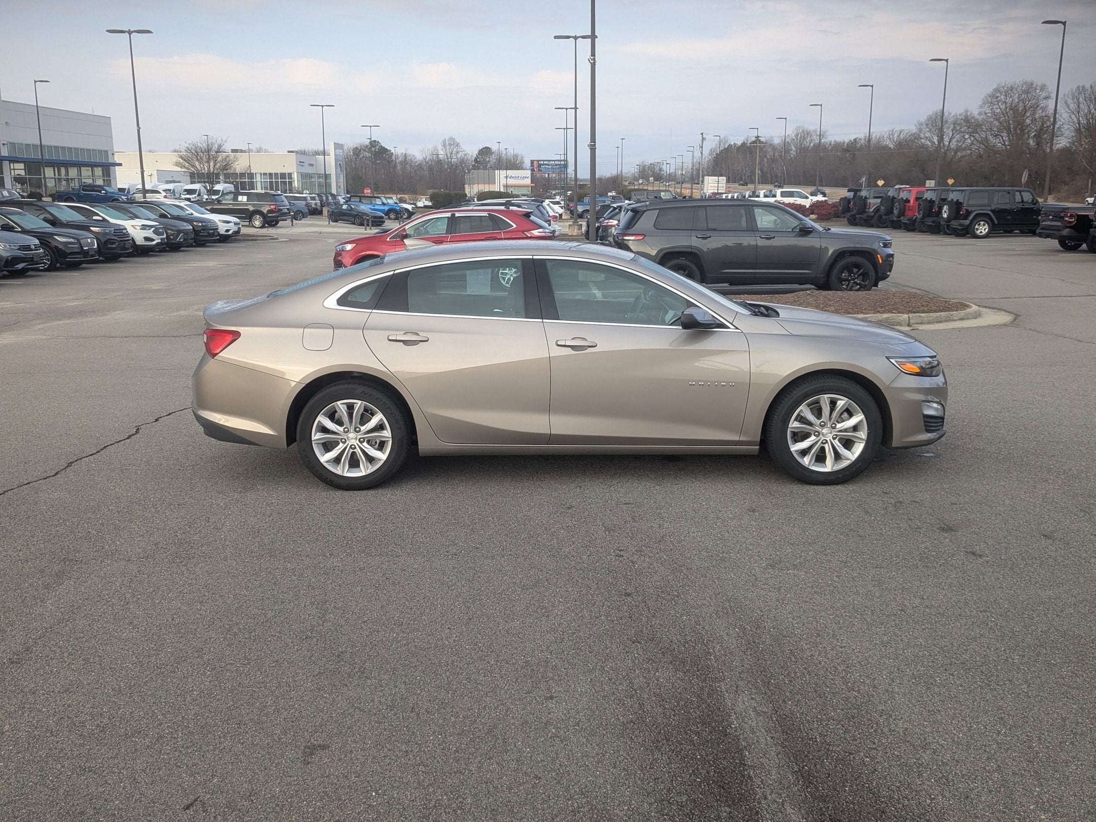 2024 Chevrolet Malibu LT