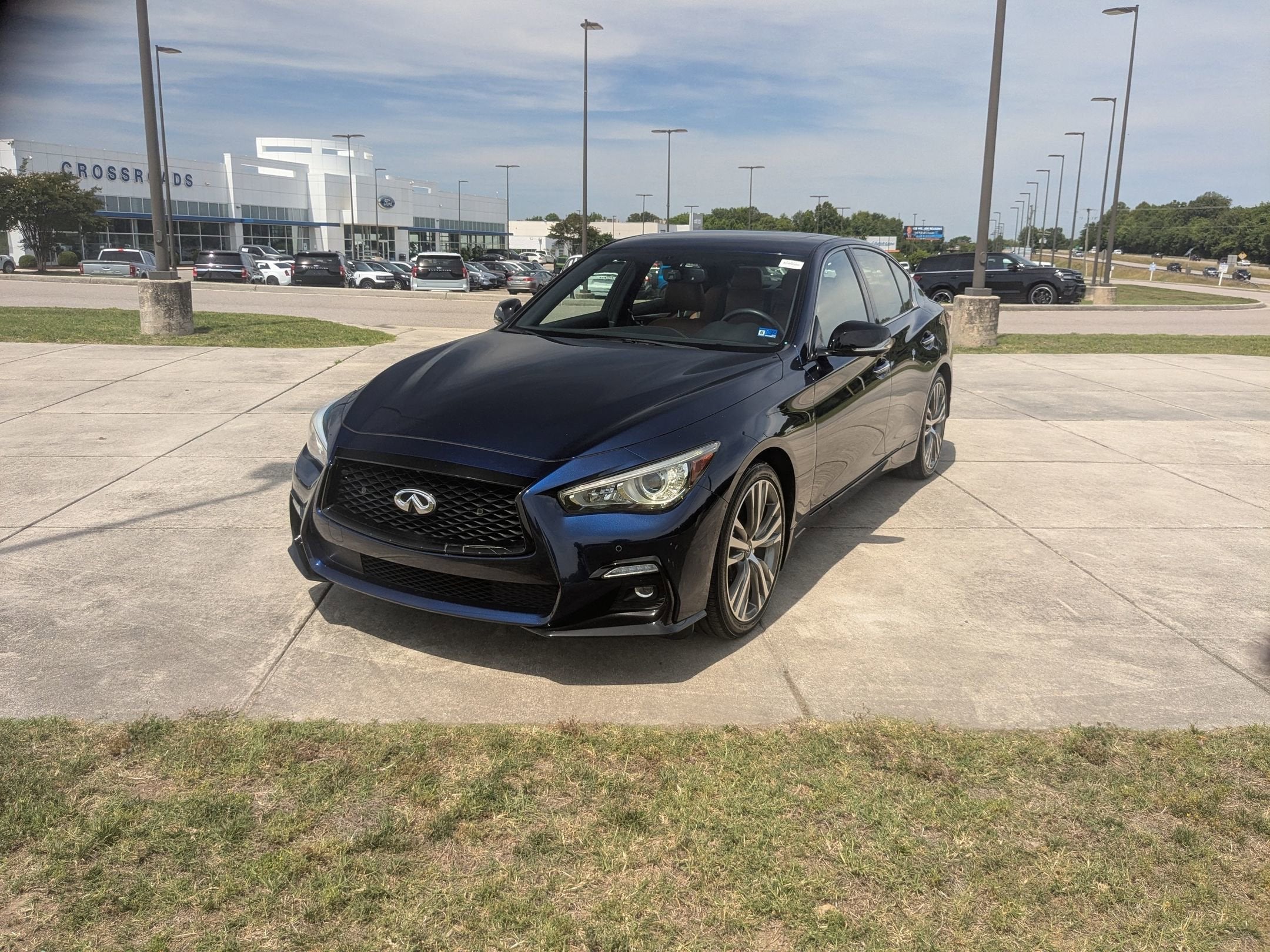 2023 INFINITI Q50 SENSORY